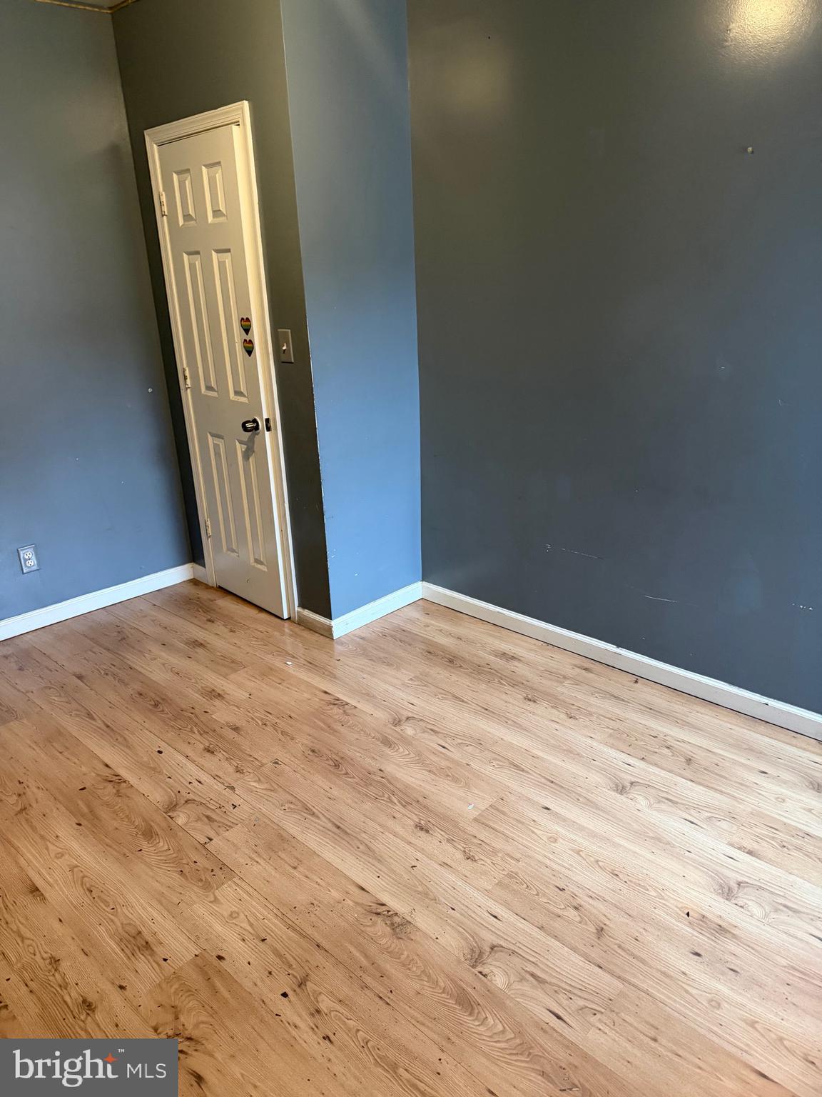 KENSINGTON - Residential