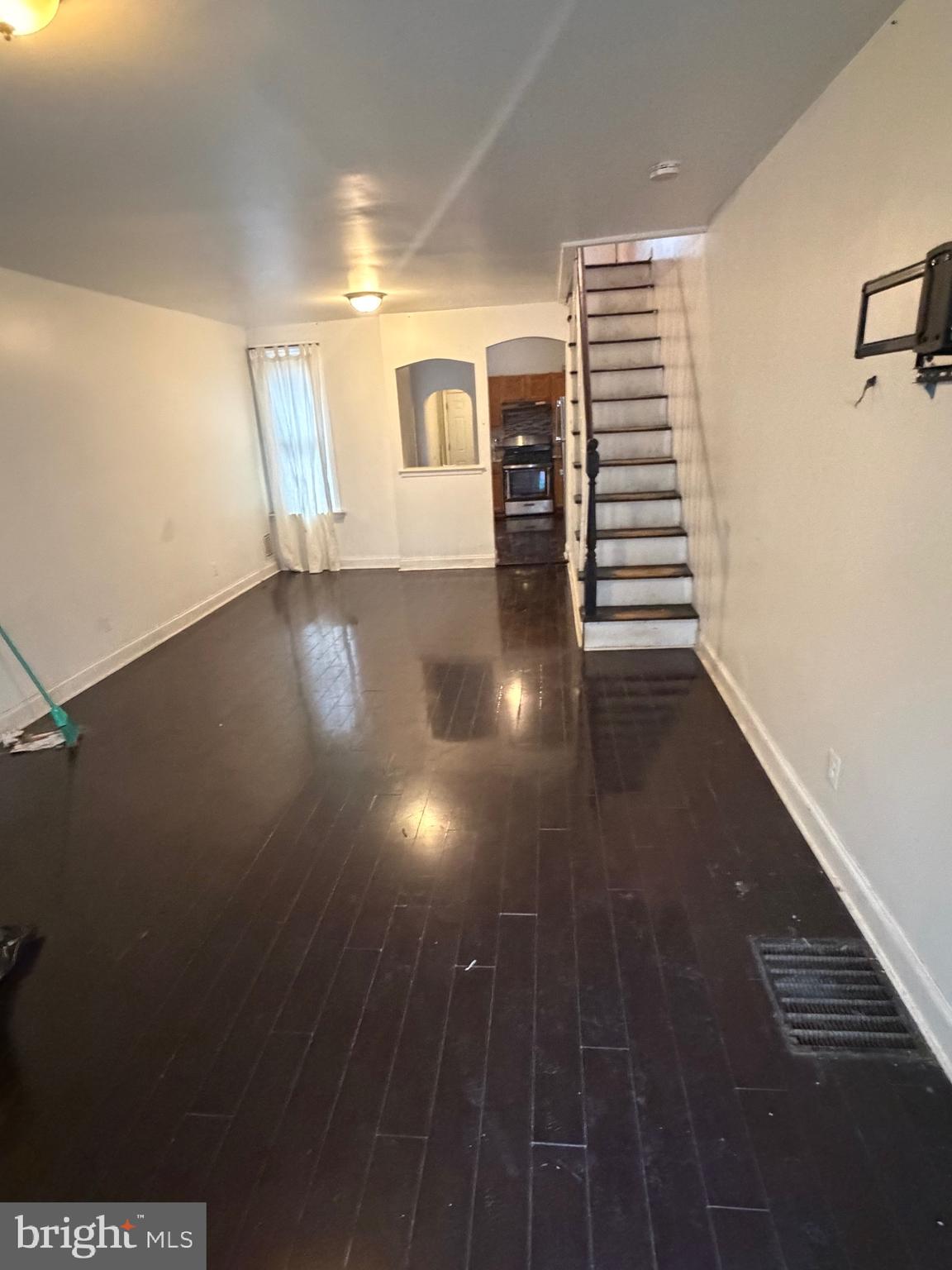 KENSINGTON - Residential