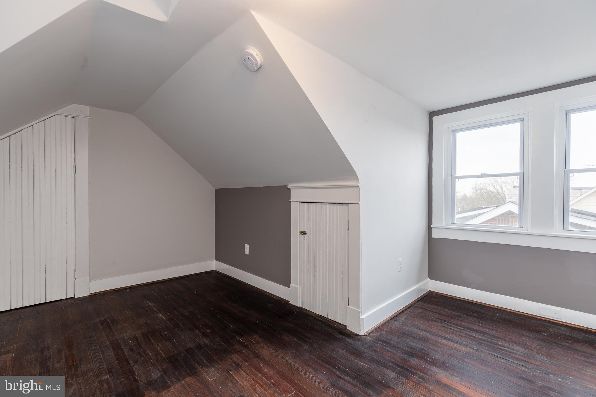 WINDSOR HILLS - Residential