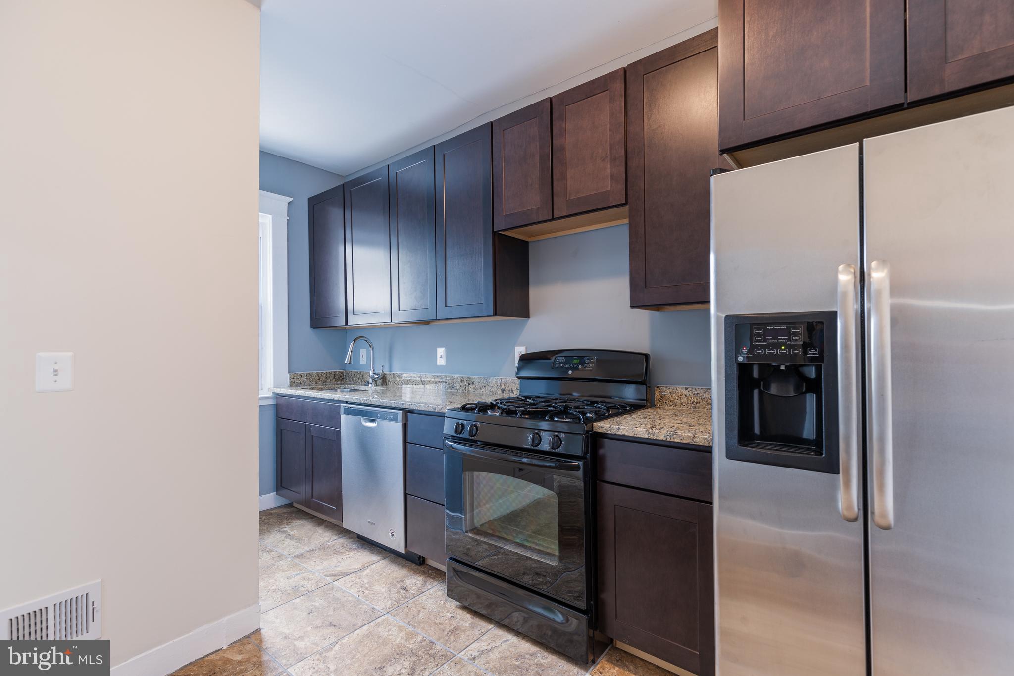 WINDSOR HILLS - Residential