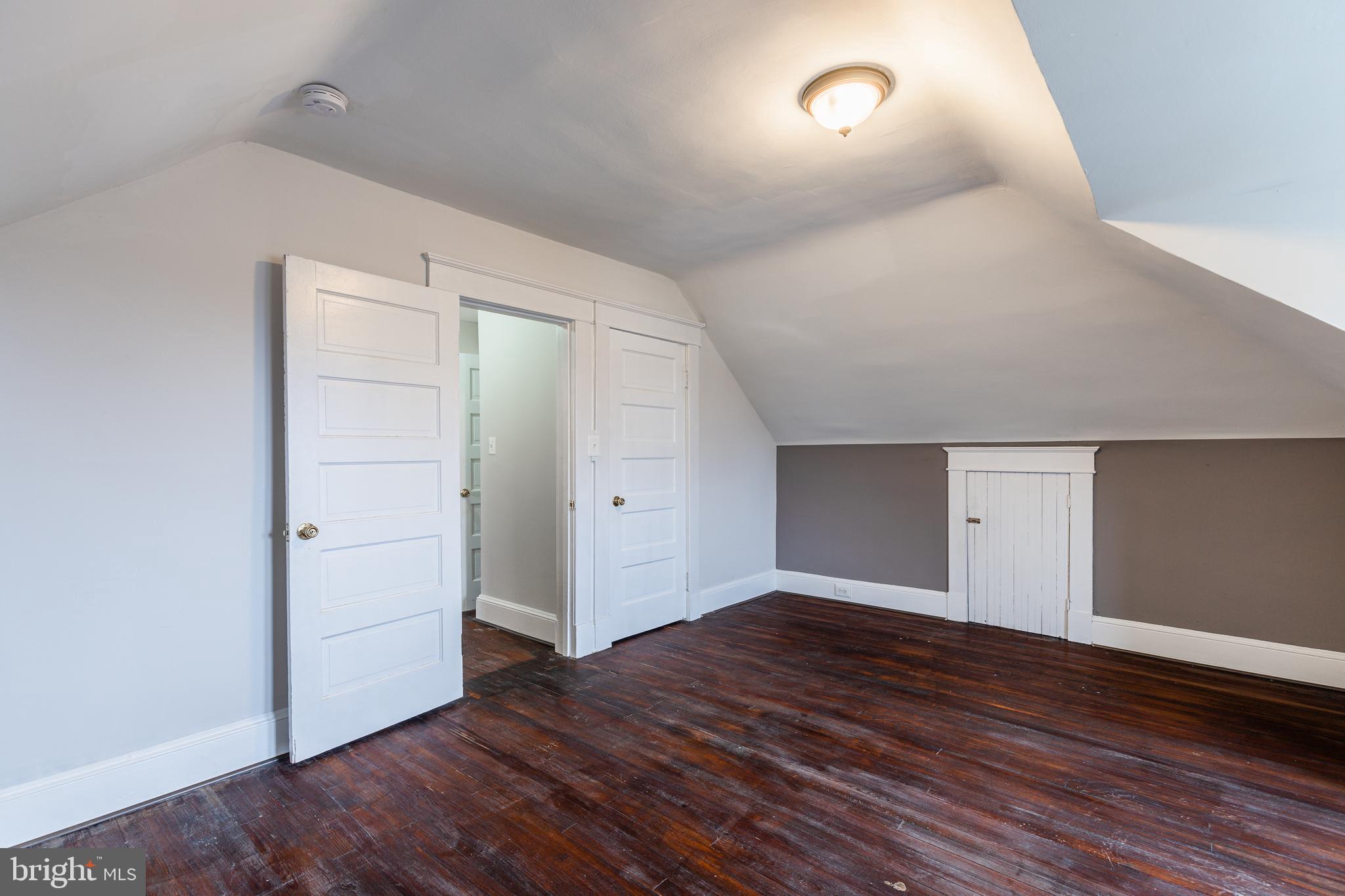 WINDSOR HILLS - Residential