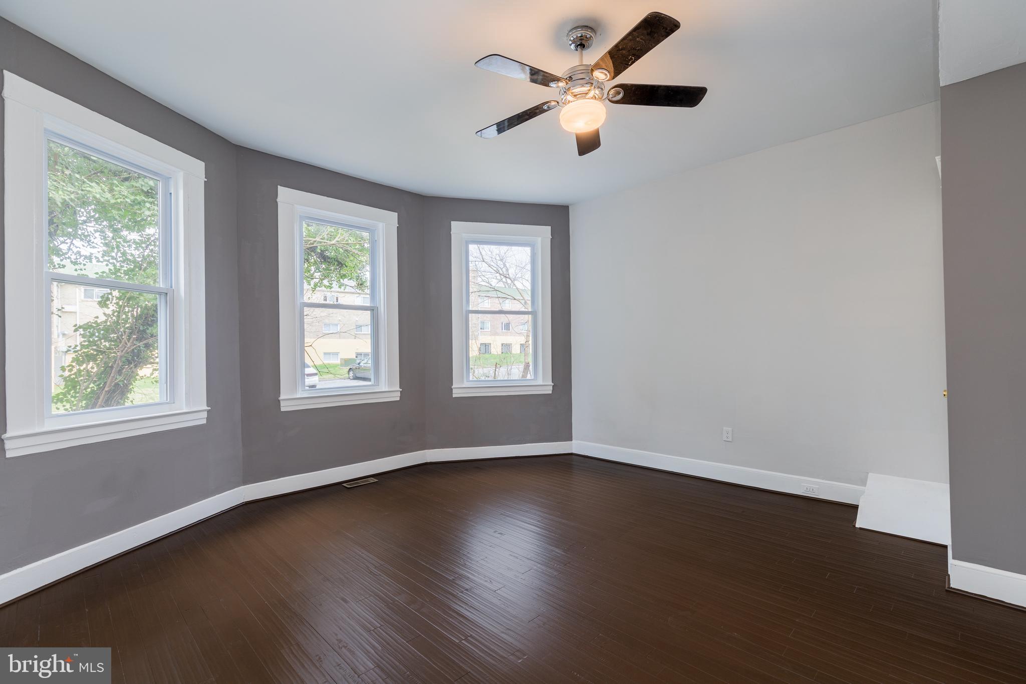 WINDSOR HILLS - Residential