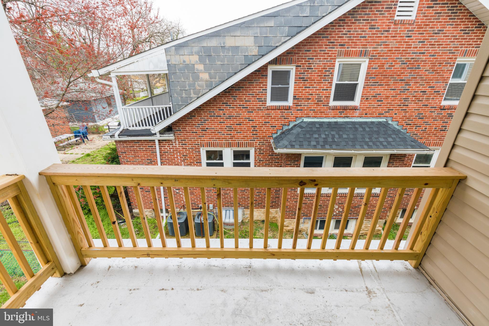 WINDSOR HILLS - Residential