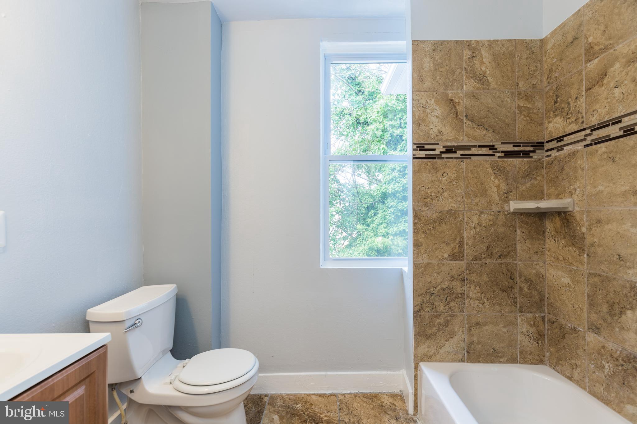 WINDSOR HILLS - Residential