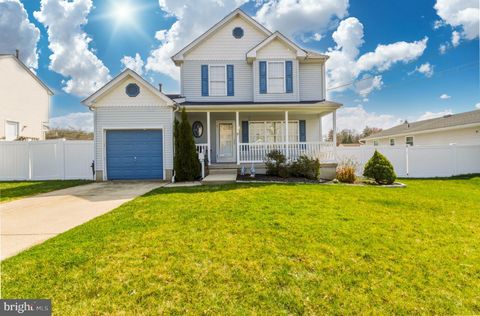 Homes For Sale - 340 Lincoln Avenue<br/> BELLMAWR, NJ 08031