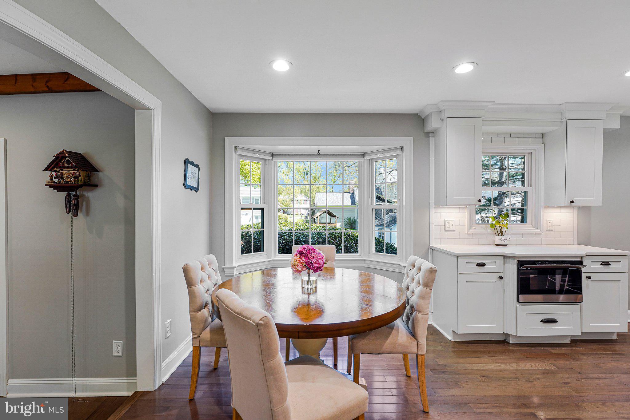 BURKE CENTRE - Residential