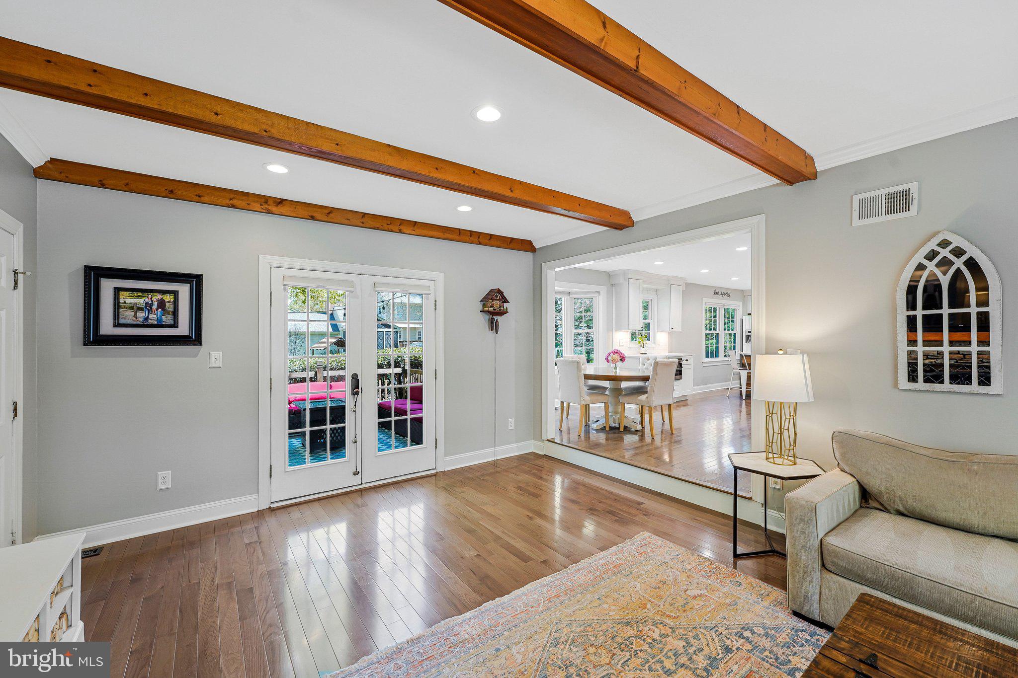 BURKE CENTRE - Residential