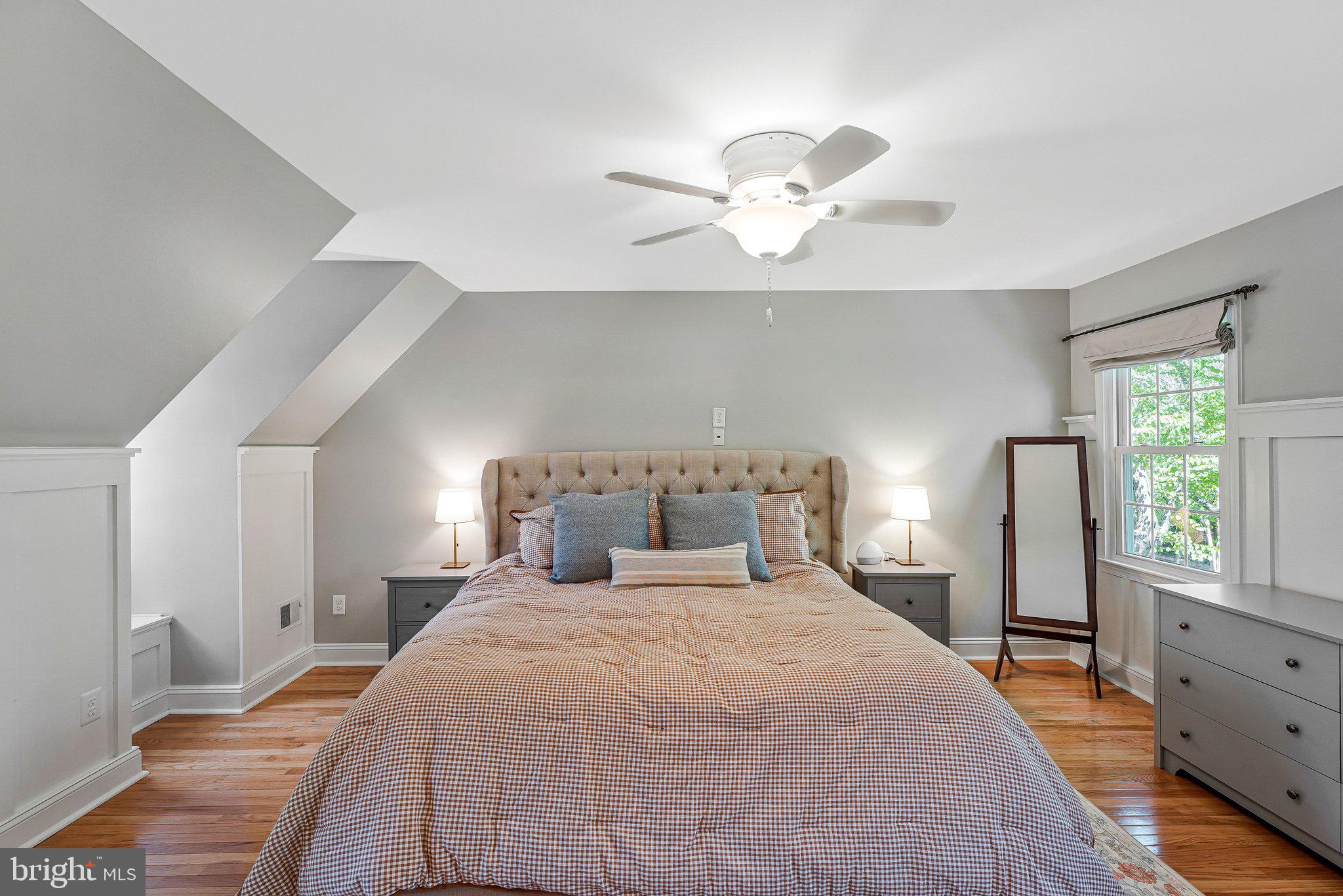 BURKE CENTRE - Residential