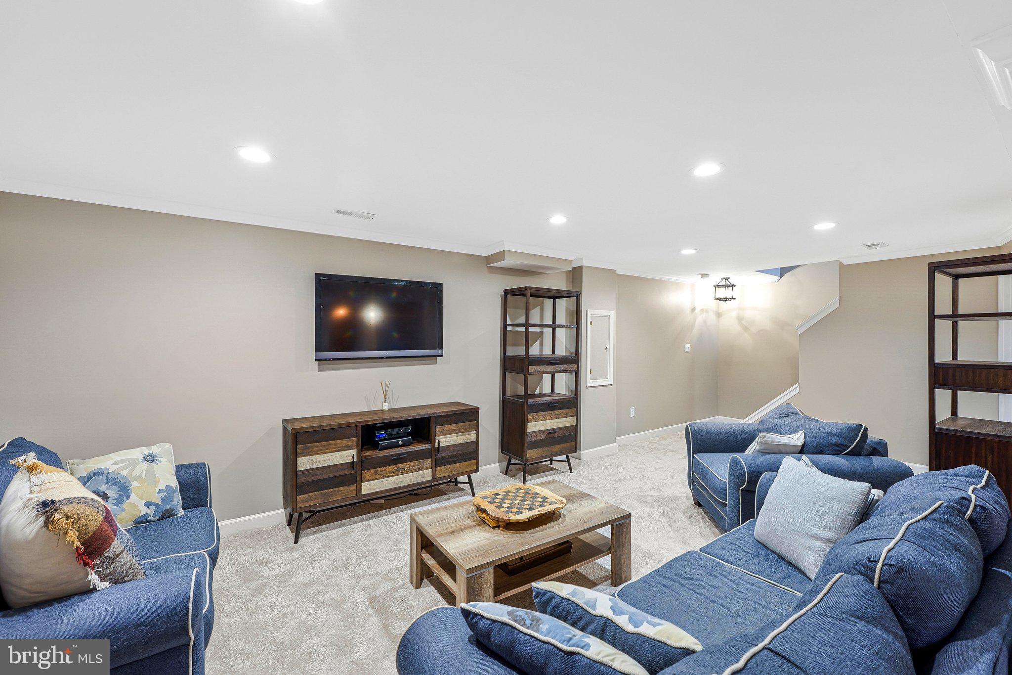 BURKE CENTRE - Residential