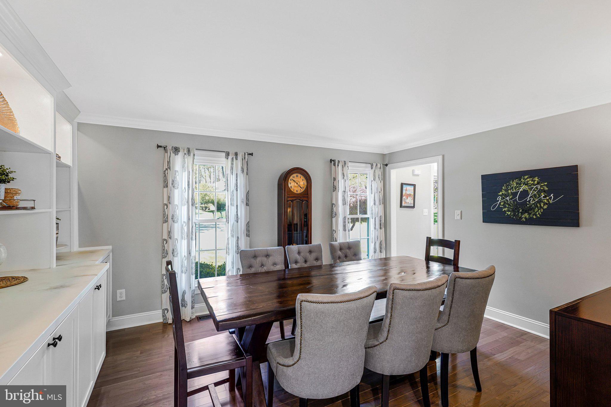 BURKE CENTRE - Residential