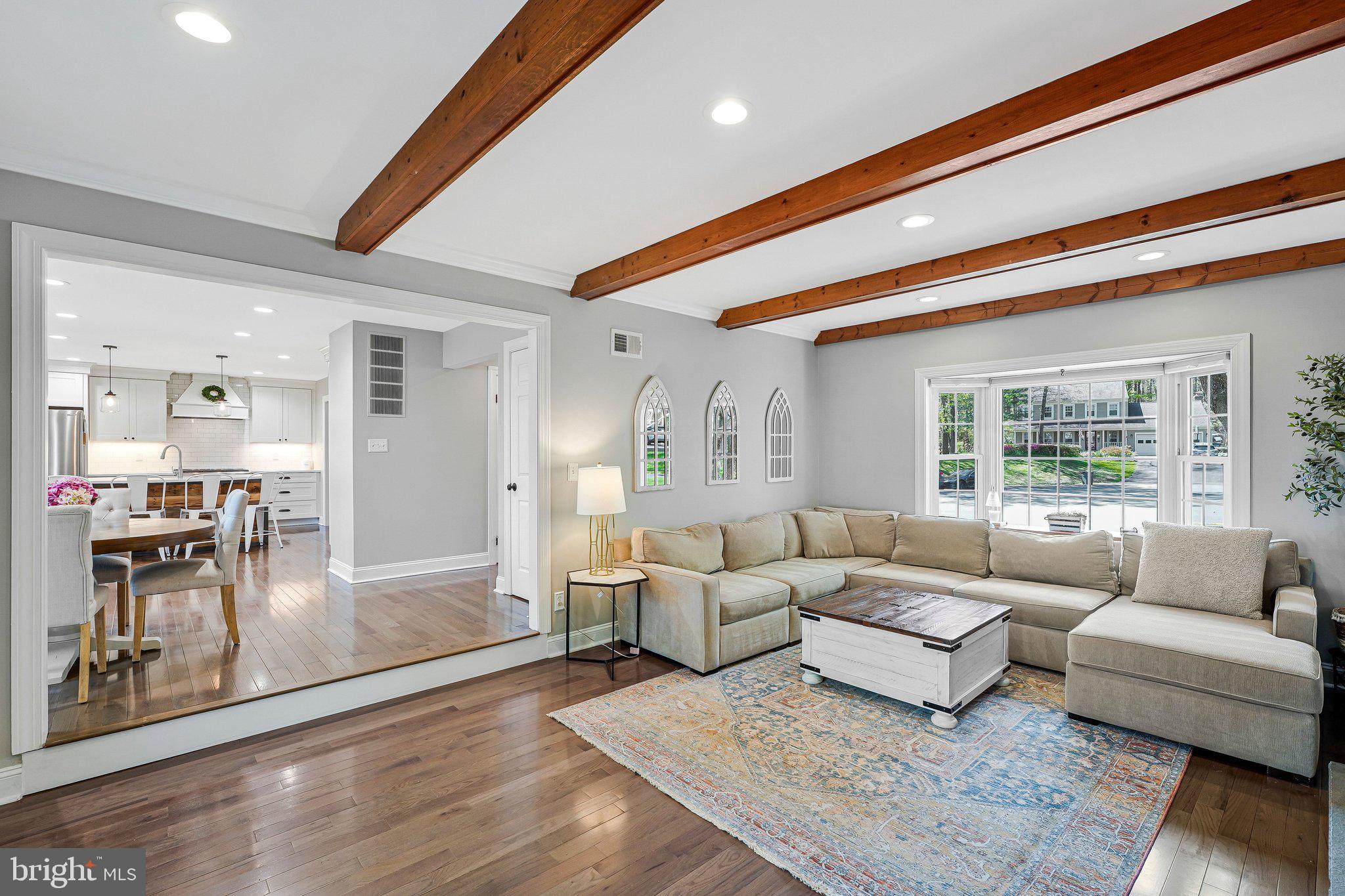 BURKE CENTRE - Residential