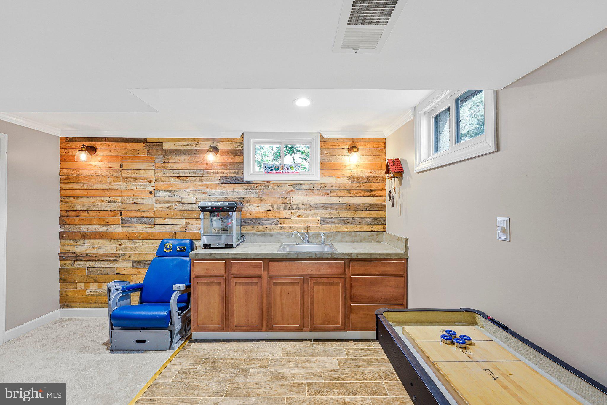 BURKE CENTRE - Residential