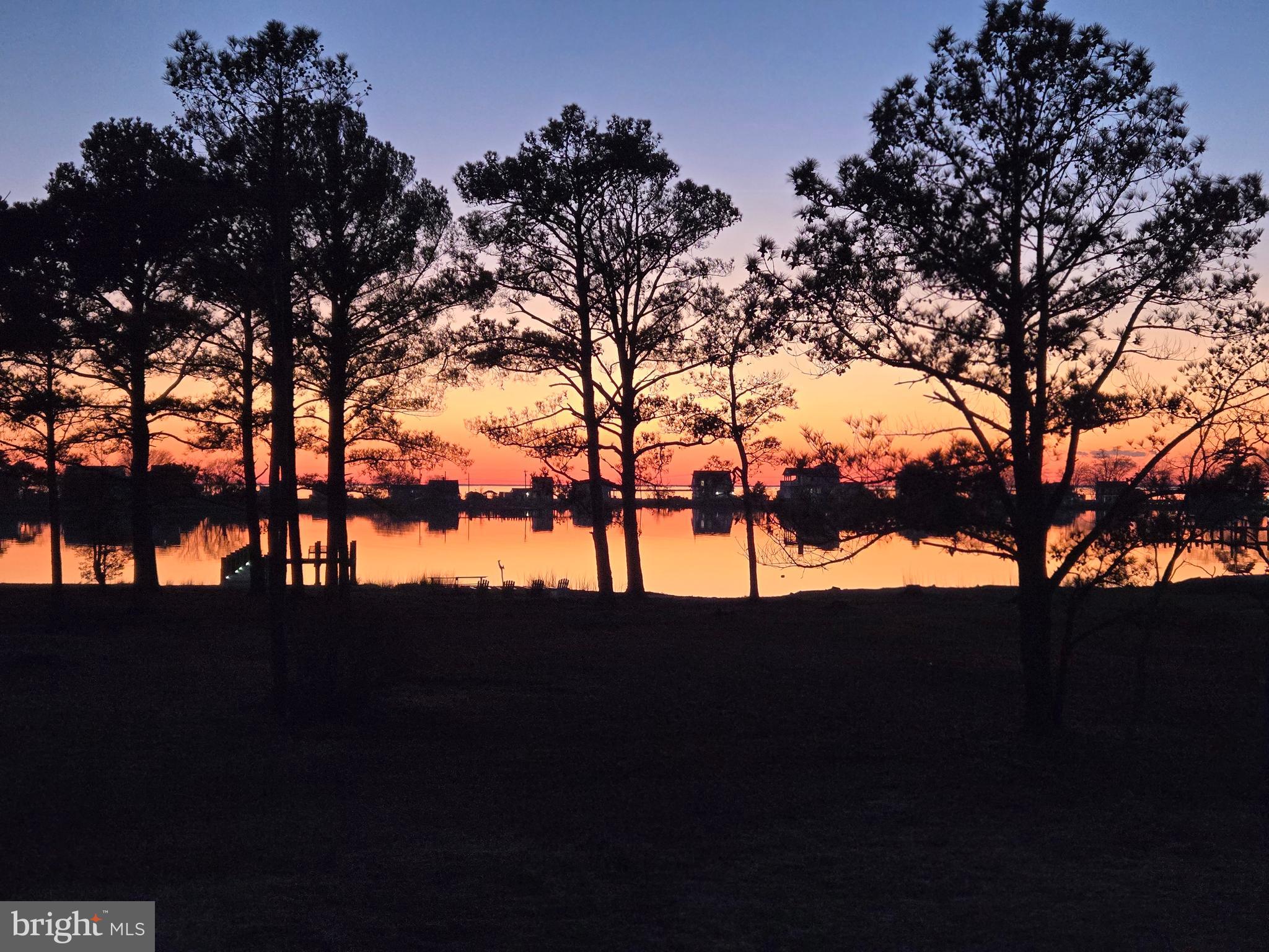 FISHING CREEK - Residential