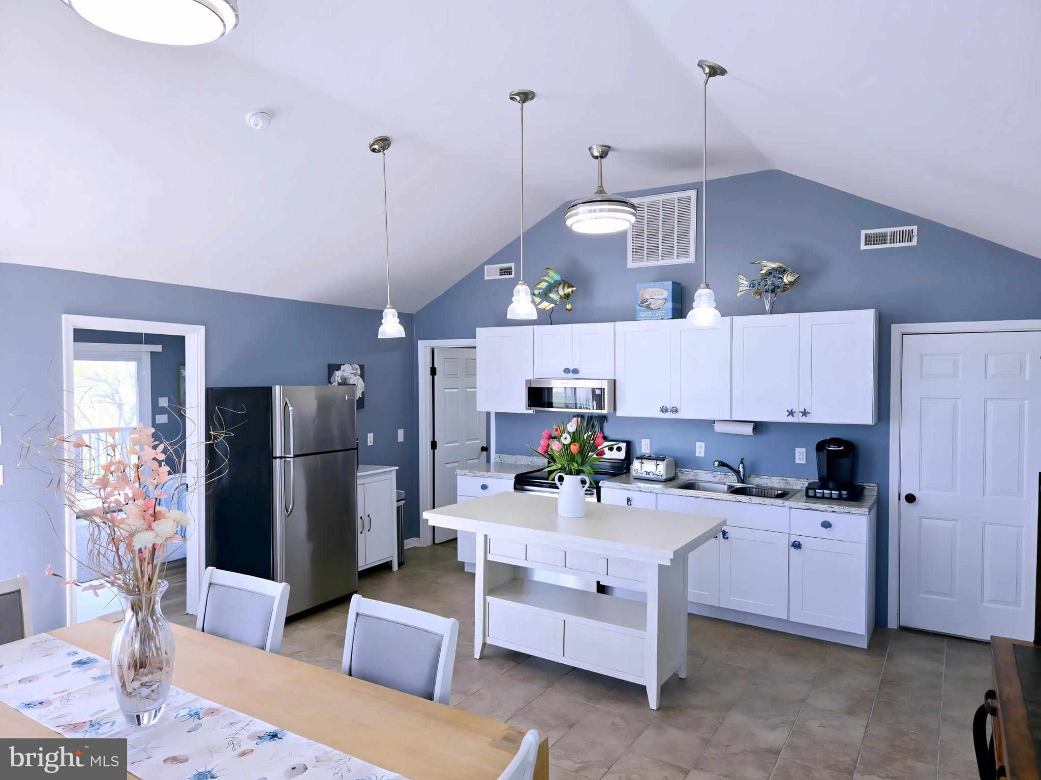 FISHING CREEK - Residential