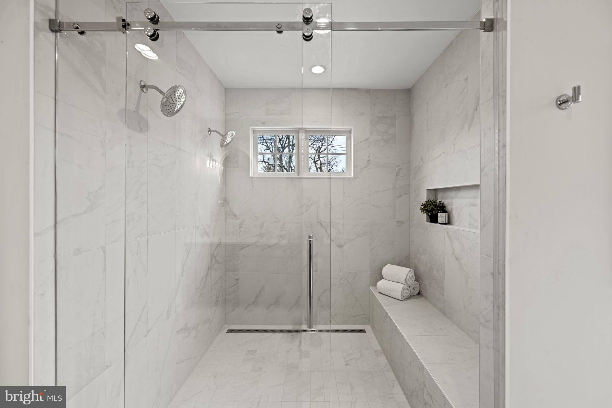 AYRLAWN - Residential