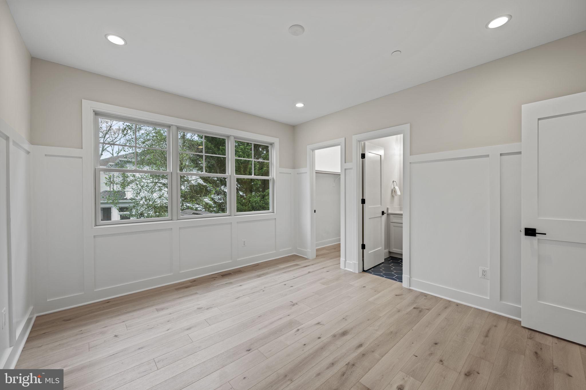 AYRLAWN - Residential