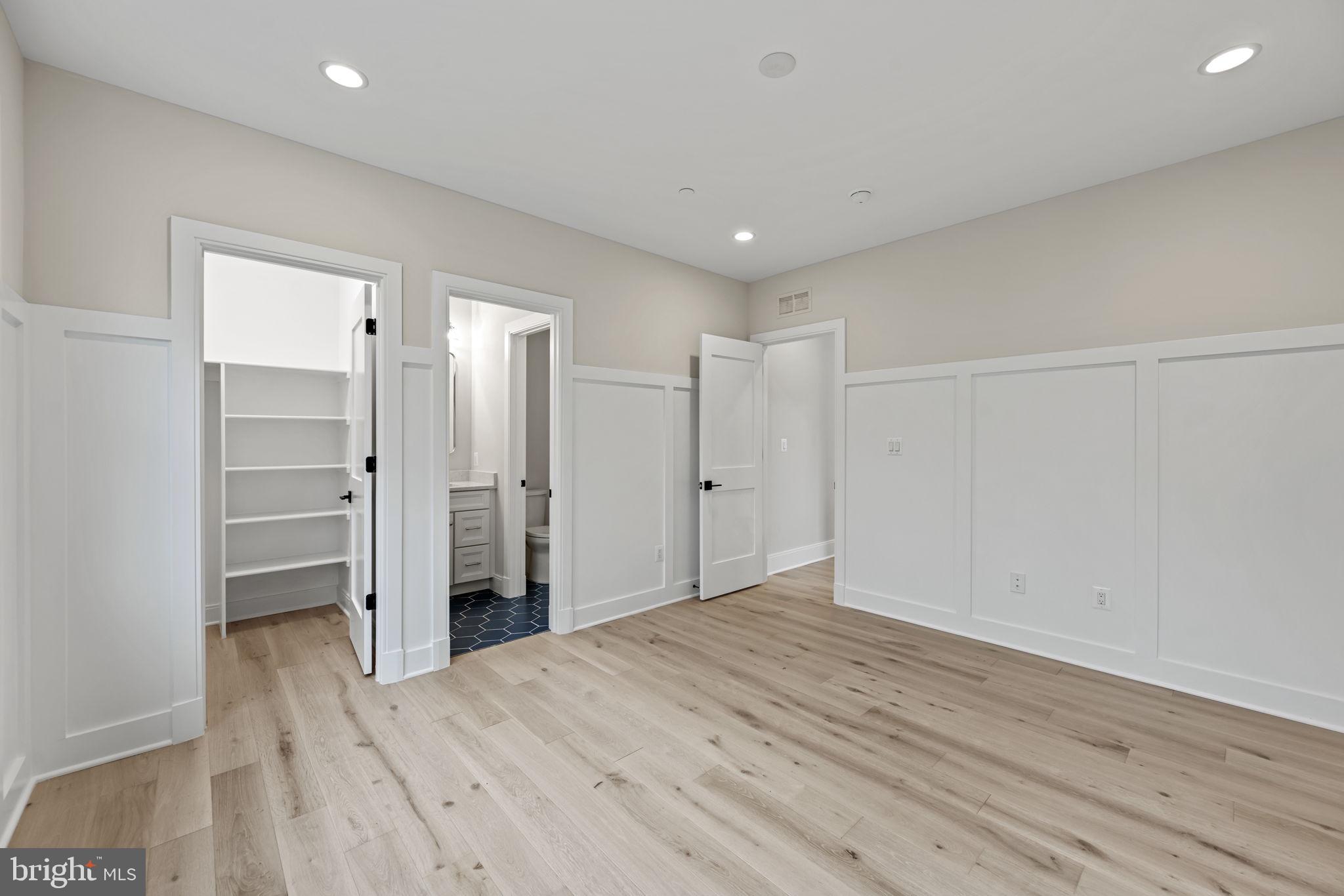 AYRLAWN - Residential