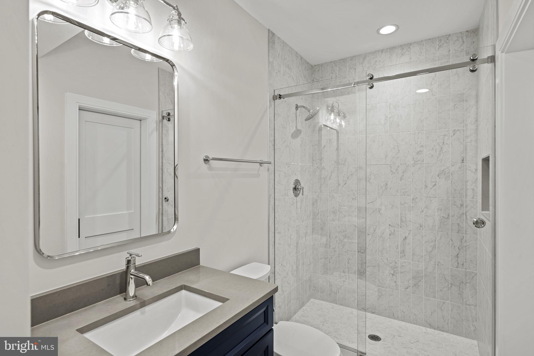 AYRLAWN - Residential