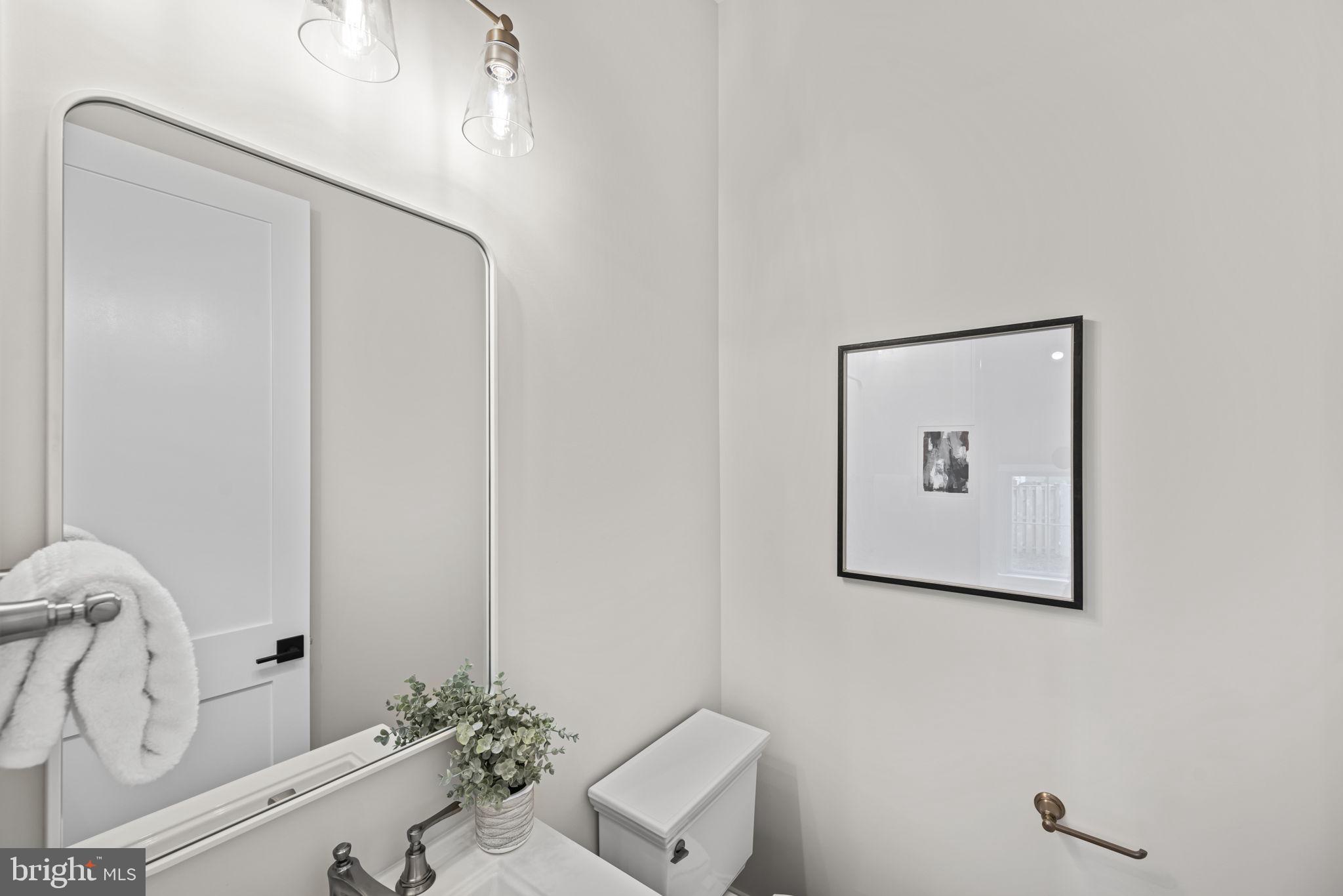 AYRLAWN - Residential