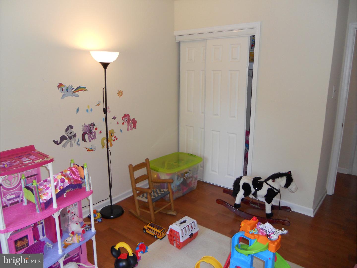 LAFAYETTE HILL - Residential Lease