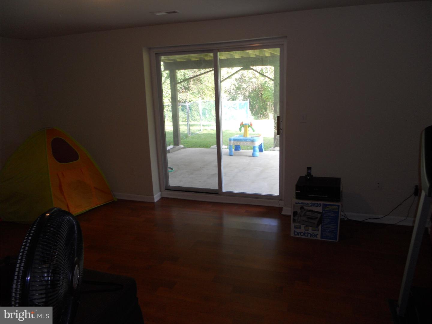 LAFAYETTE HILL - Residential Lease