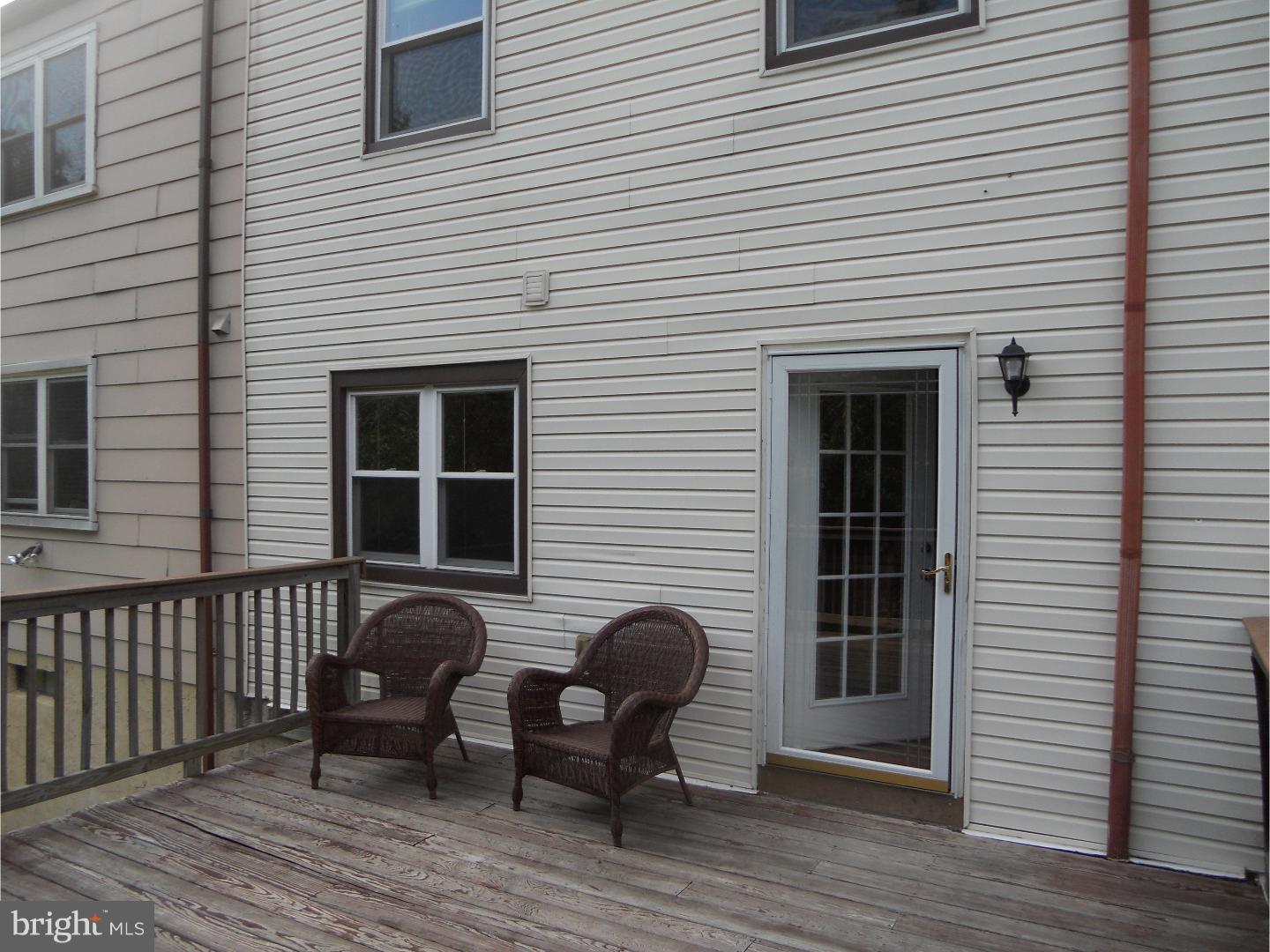 LAFAYETTE HILL - Residential Lease