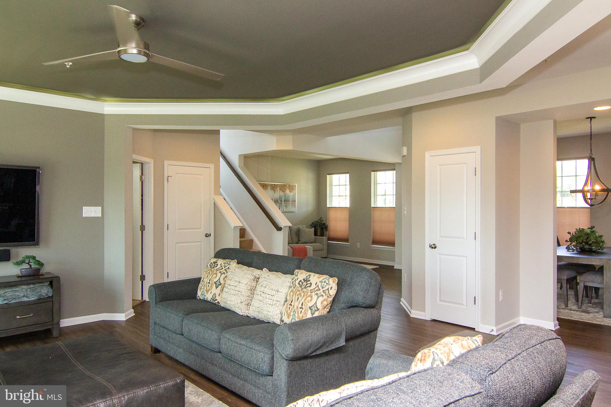 STONEGATE - Residential