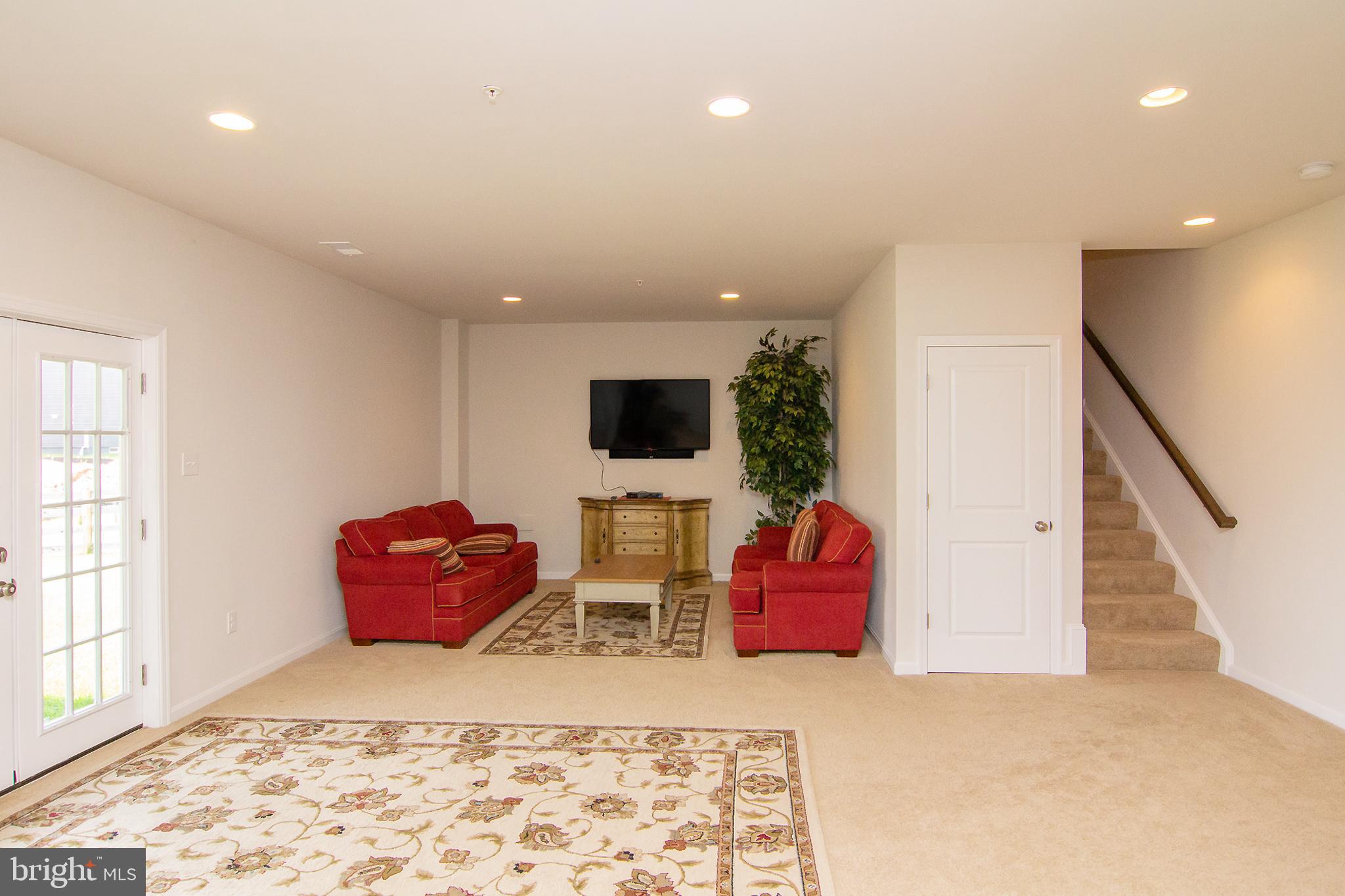 STONEGATE - Residential