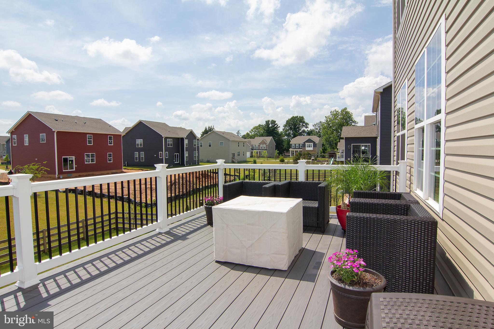 STONEGATE - Residential