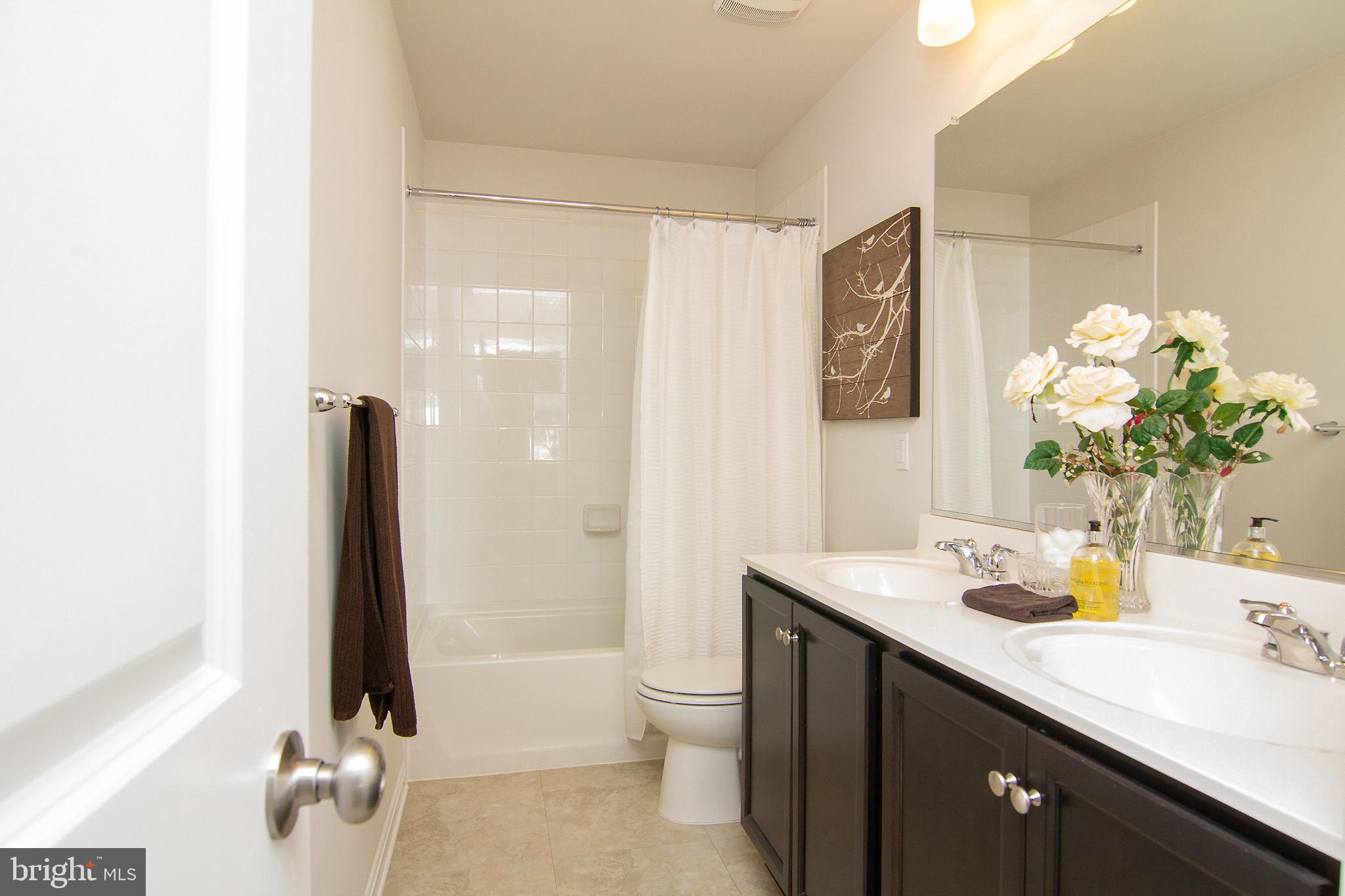 STONEGATE - Residential