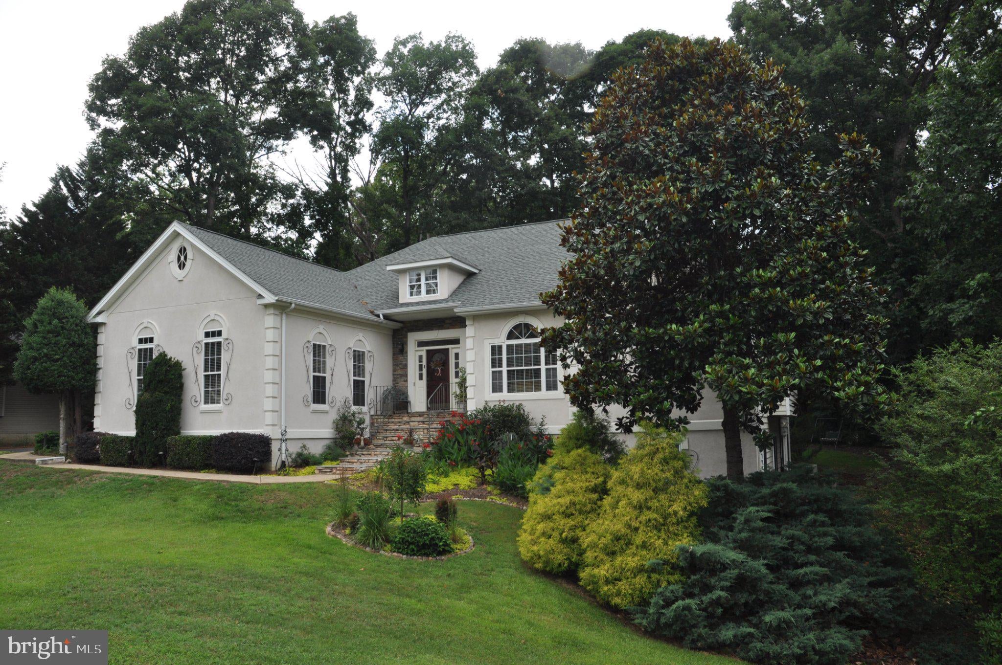 4203 MOUNT VERNON PLACE