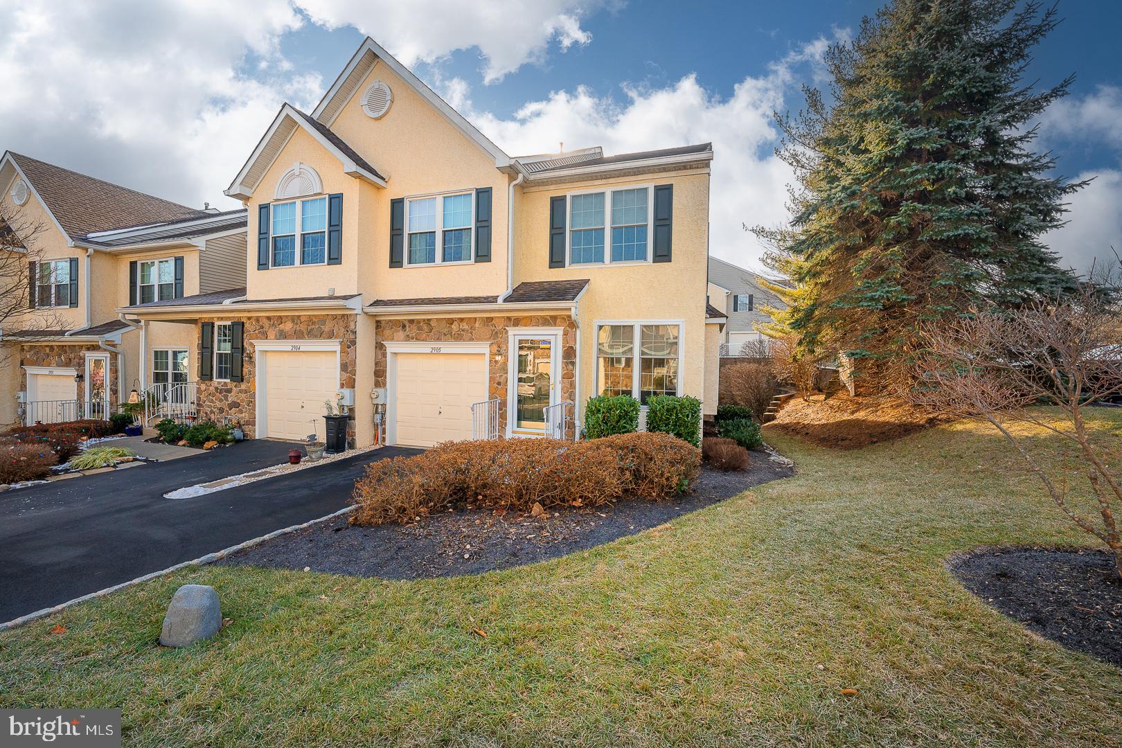 WILLISTOWN CHASE - Residential