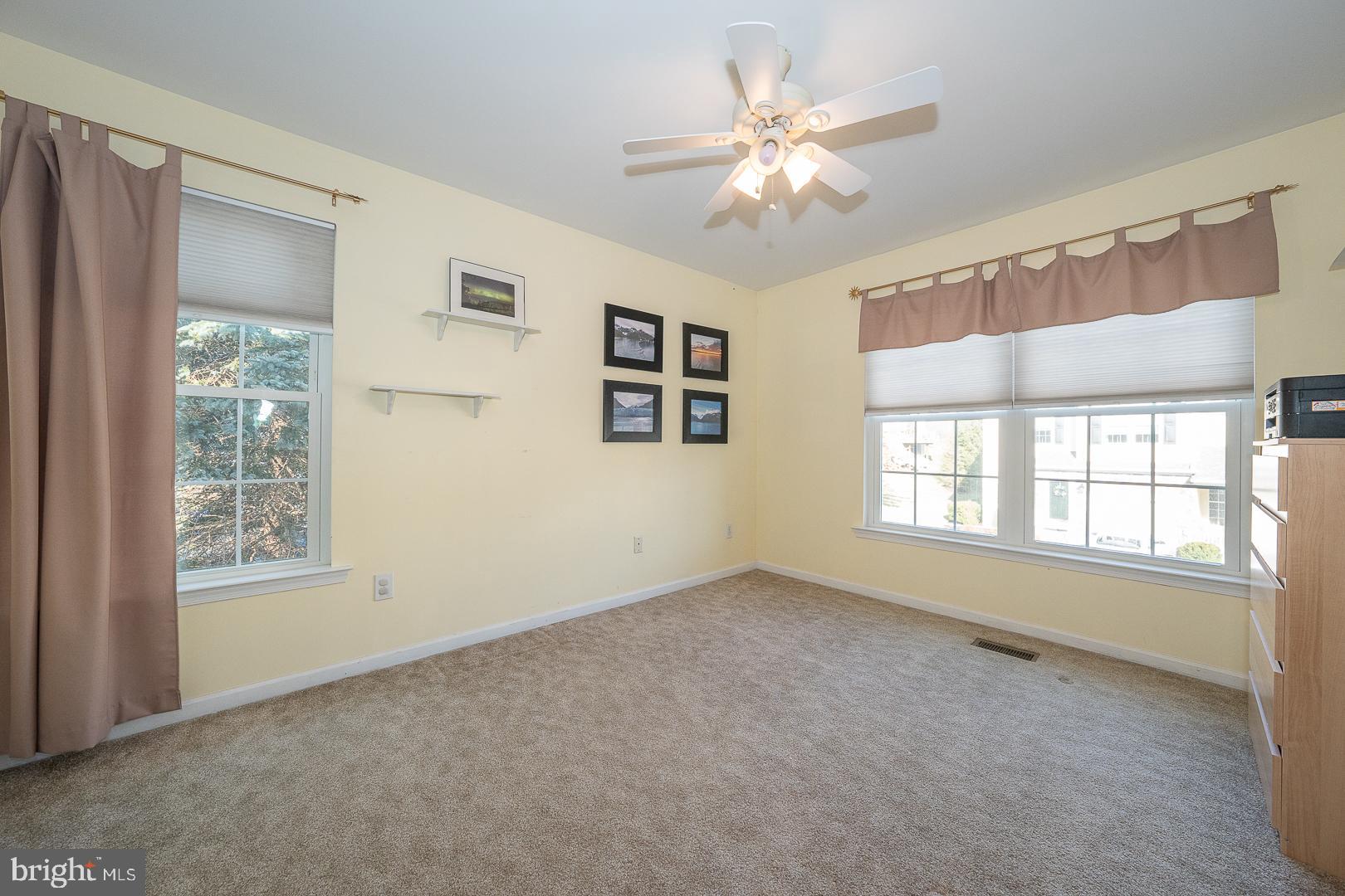 WILLISTOWN CHASE - Residential