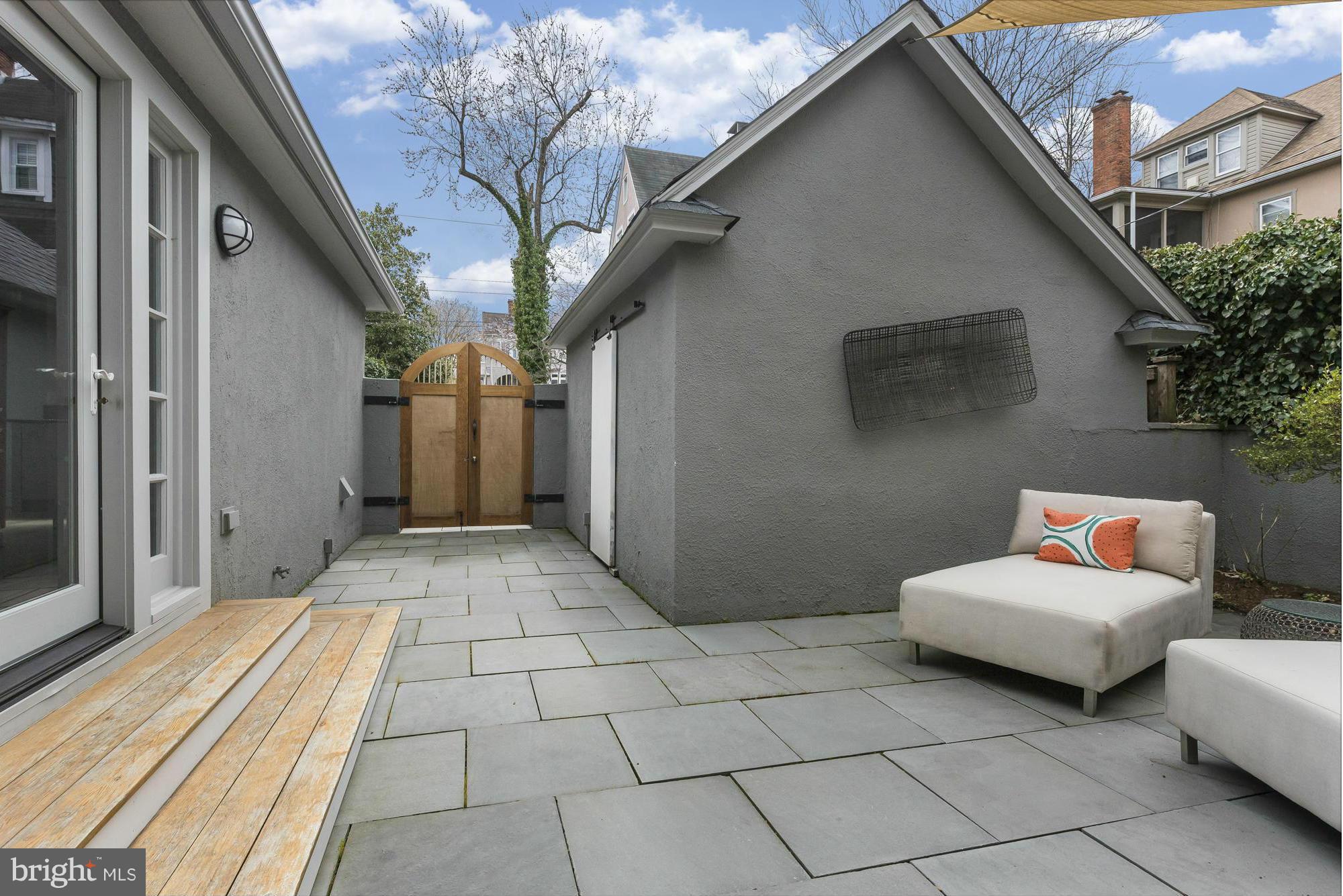 HISTORIC DISTRICT - Residential