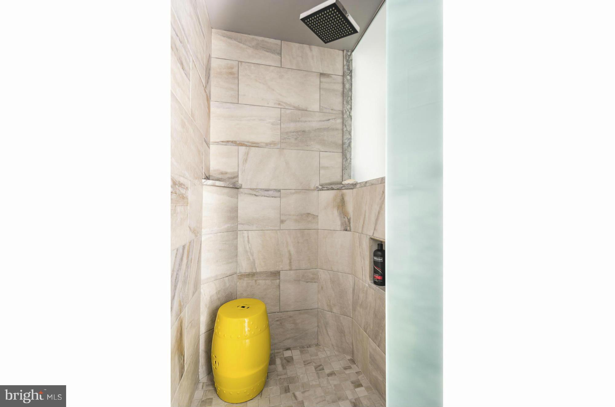 HISTORIC DISTRICT - Residential