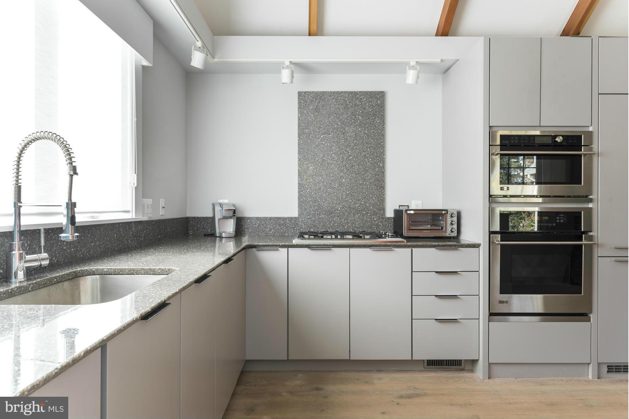 HISTORIC DISTRICT - Residential