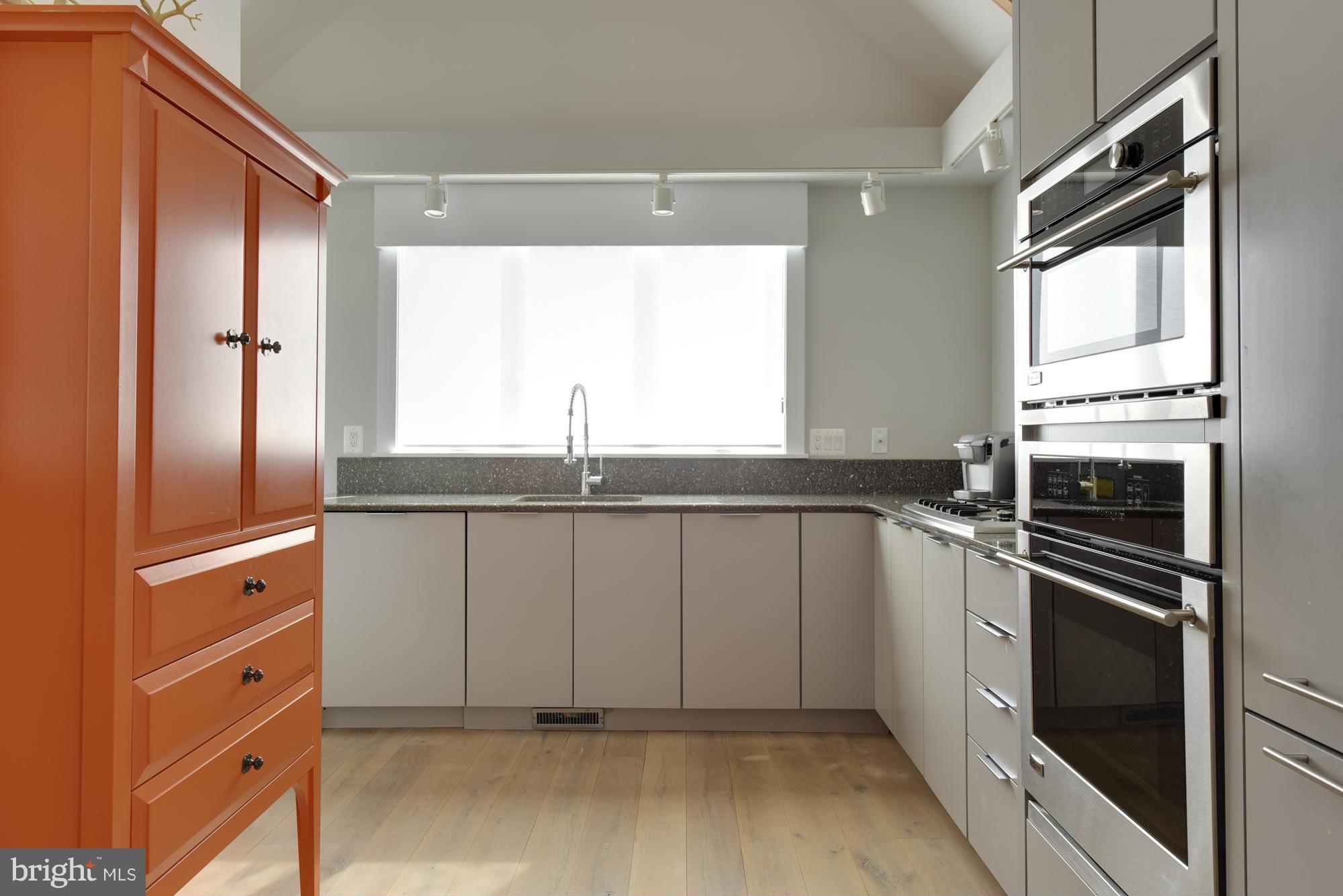 HISTORIC DISTRICT - Residential