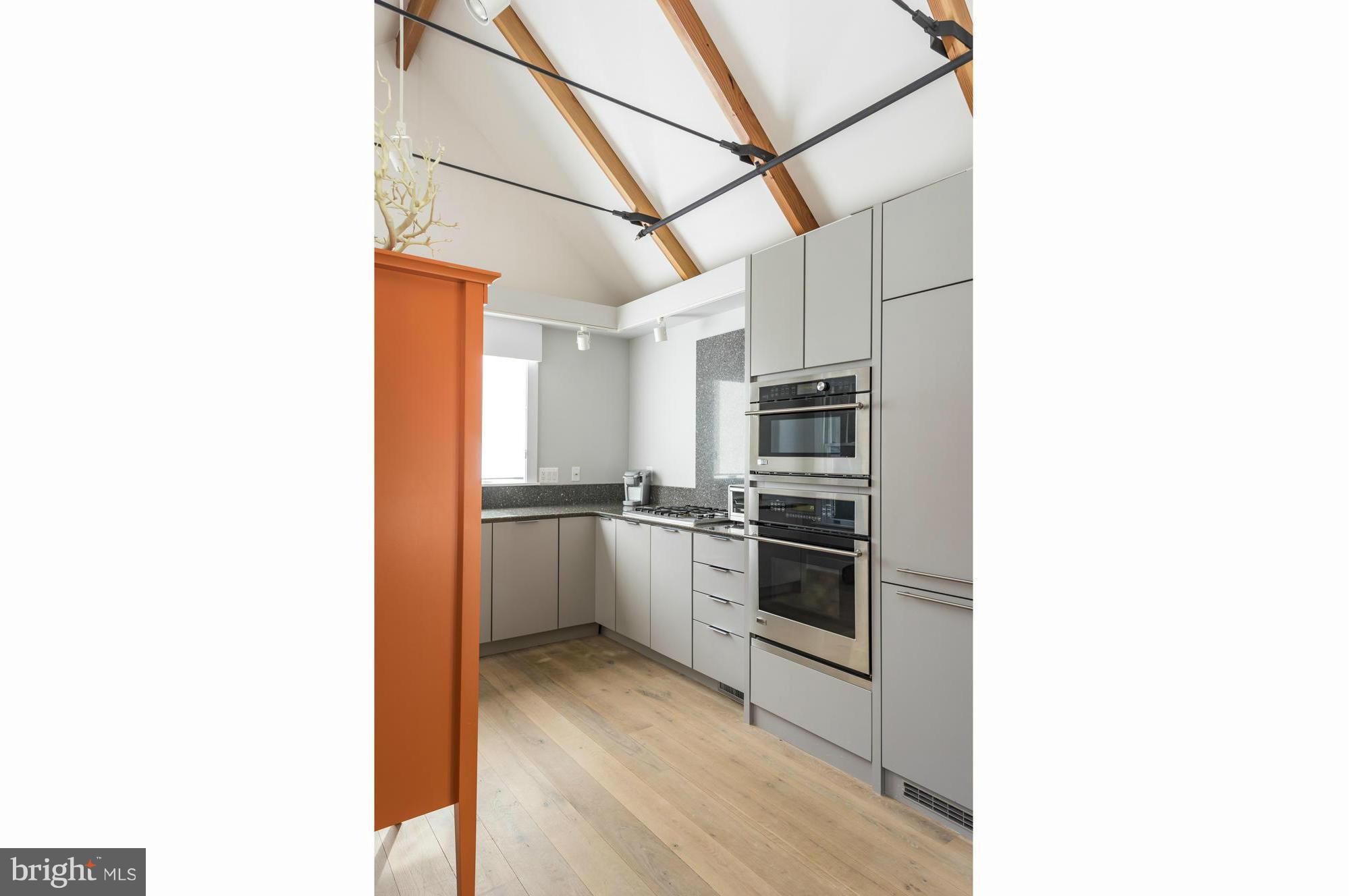 HISTORIC DISTRICT - Residential