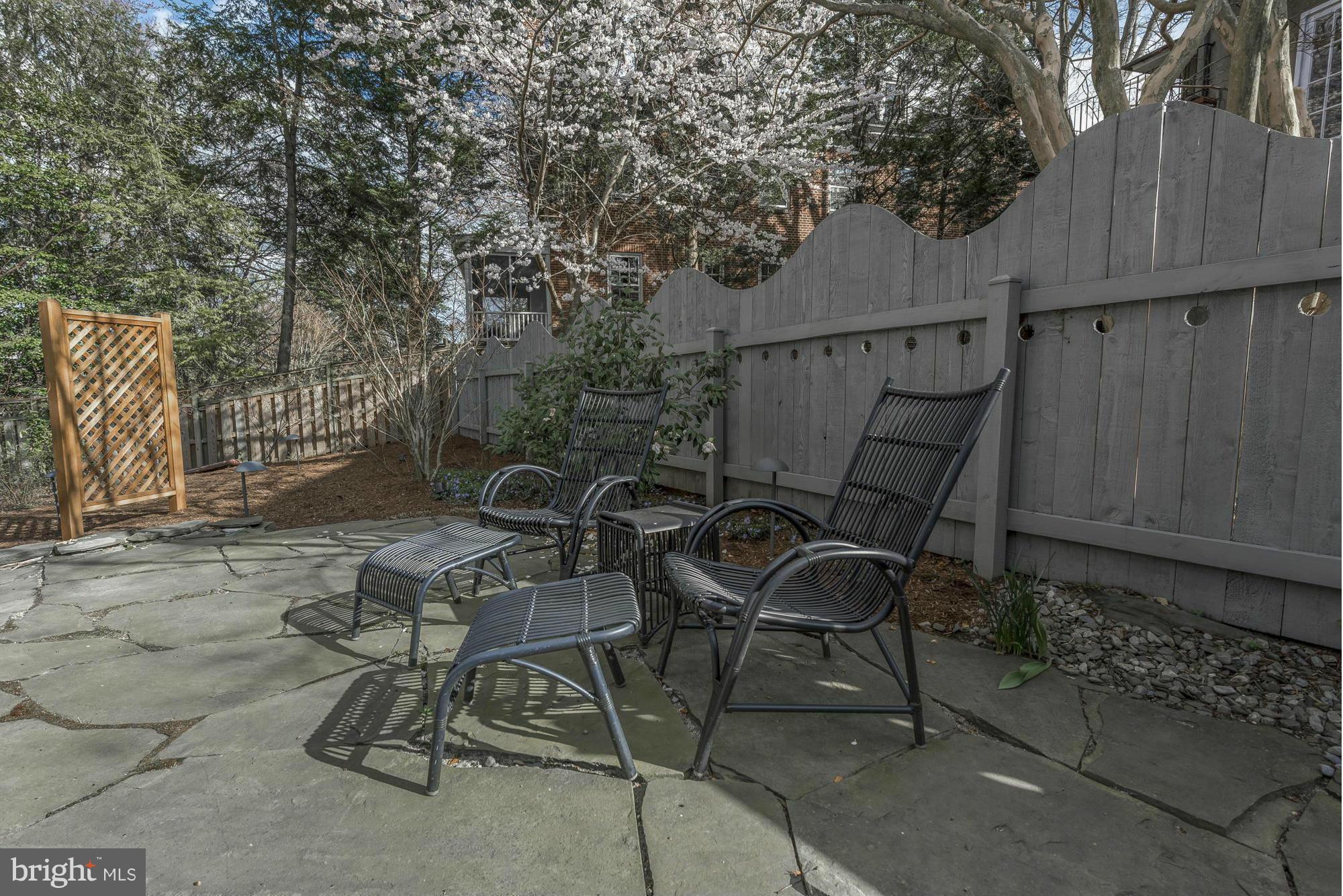 HISTORIC DISTRICT - Residential