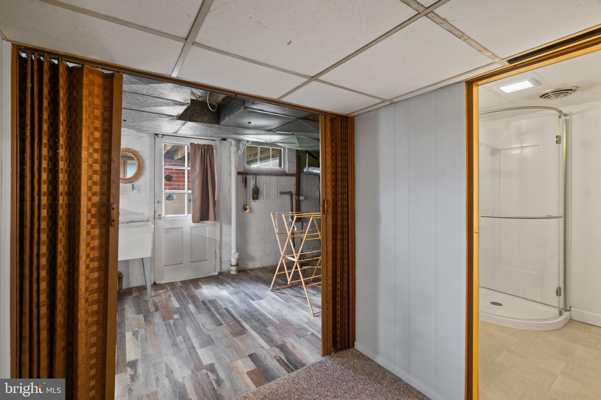 LOCH RAVEN MANOR - Residential