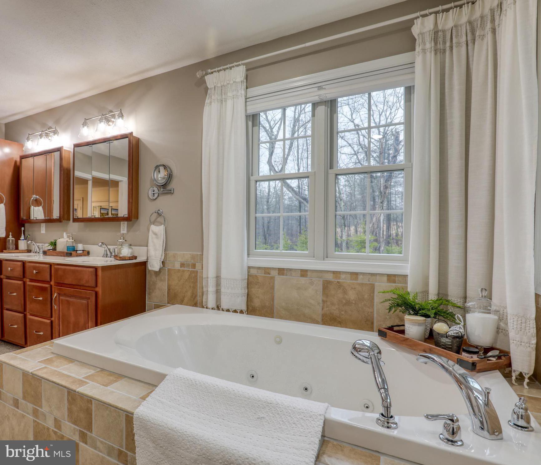 BELLWOOD ESTATES - Residential