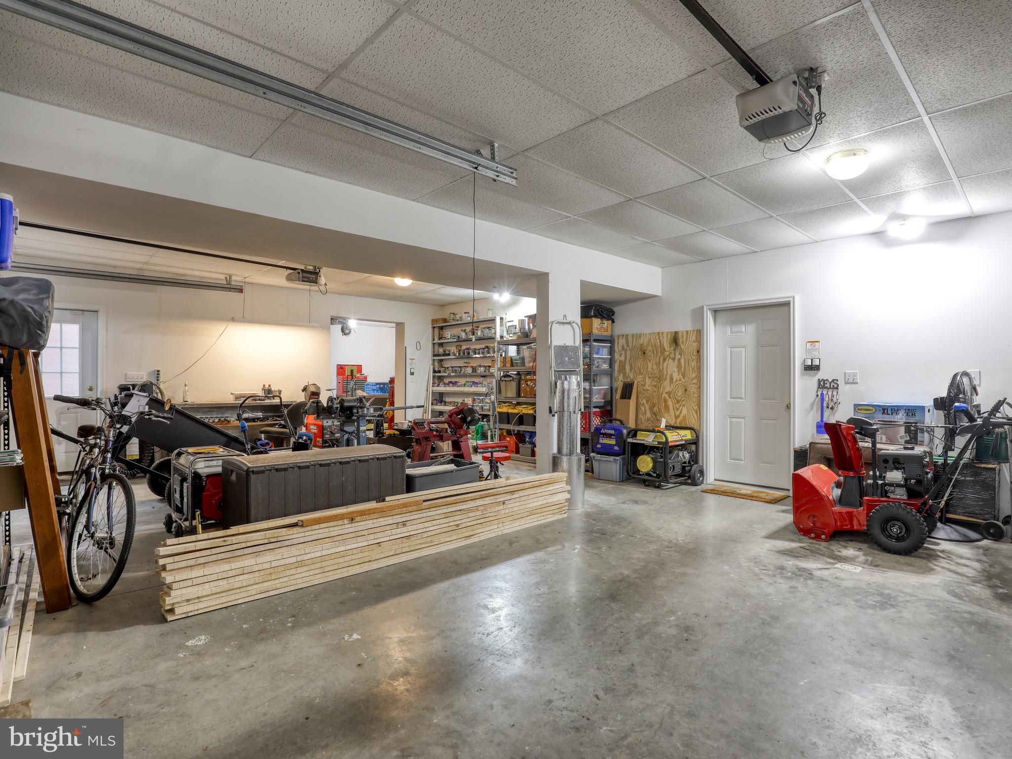 BELLWOOD ESTATES - Residential