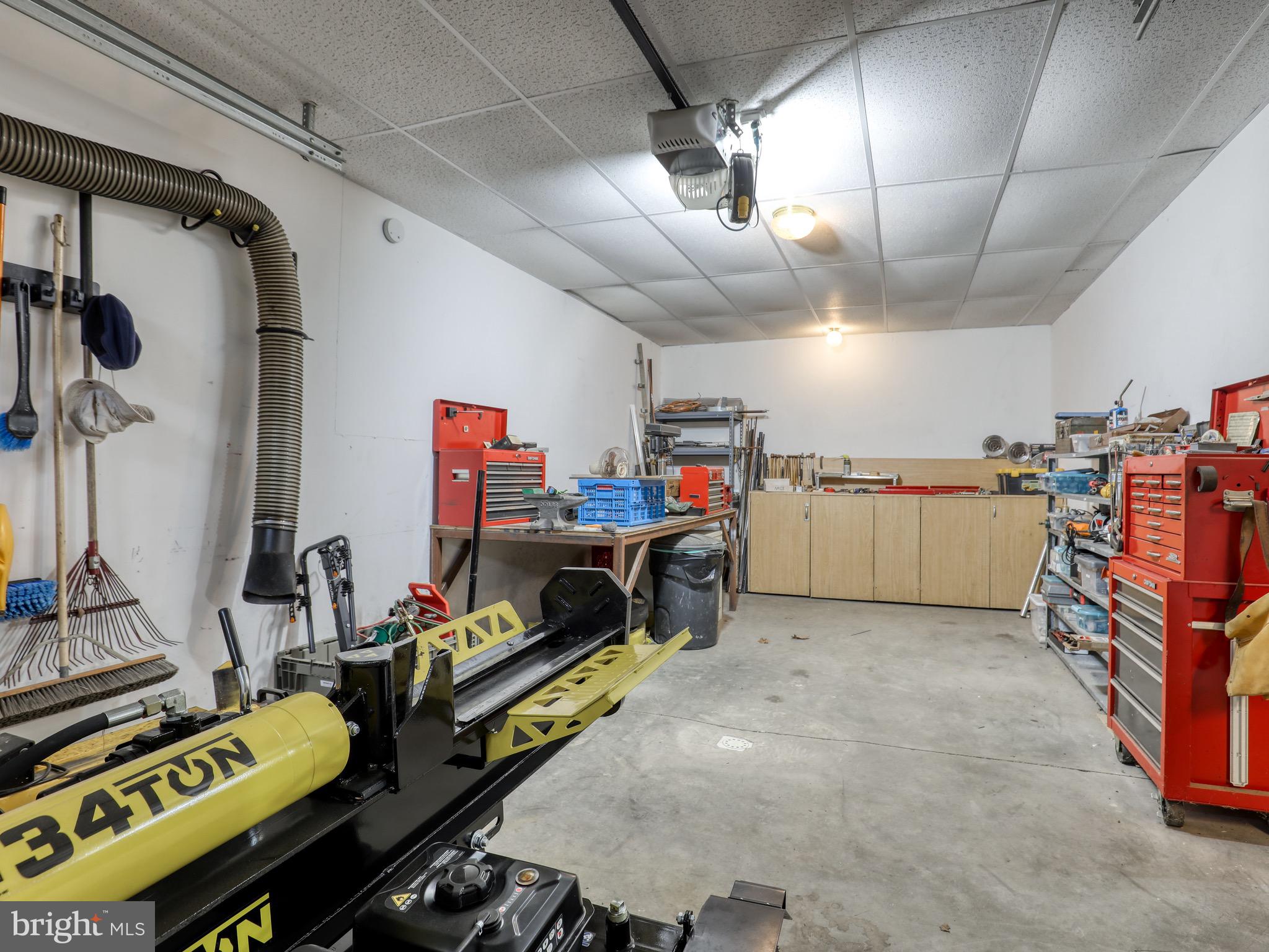 BELLWOOD ESTATES - Residential