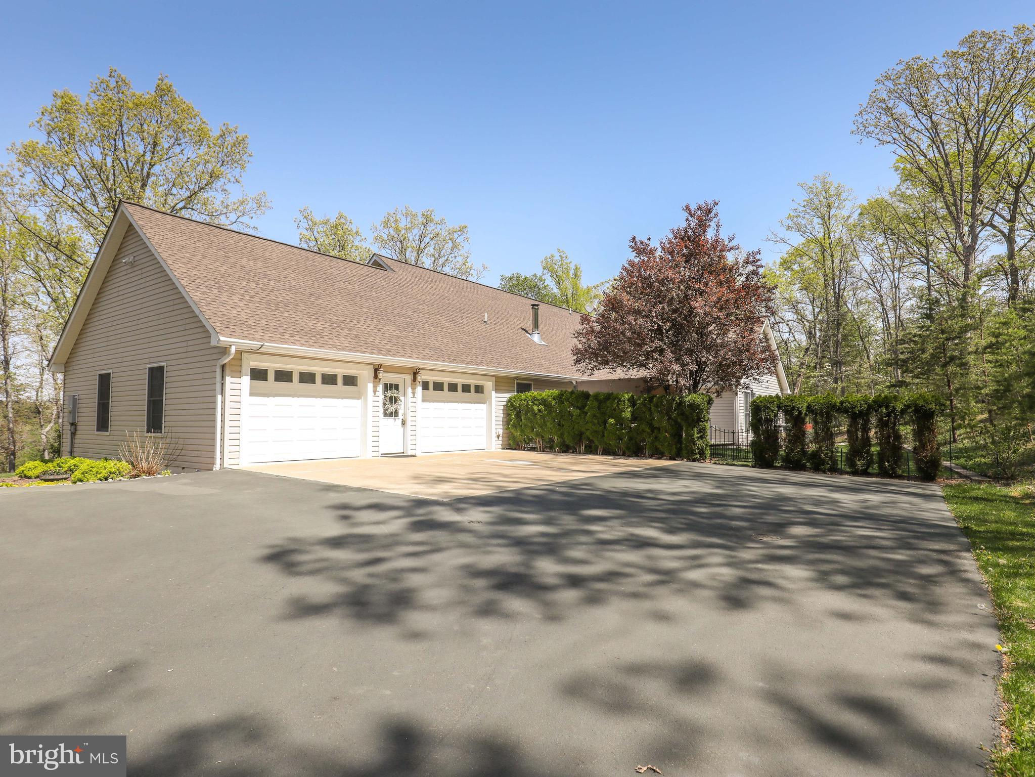 BELLWOOD ESTATES - Residential