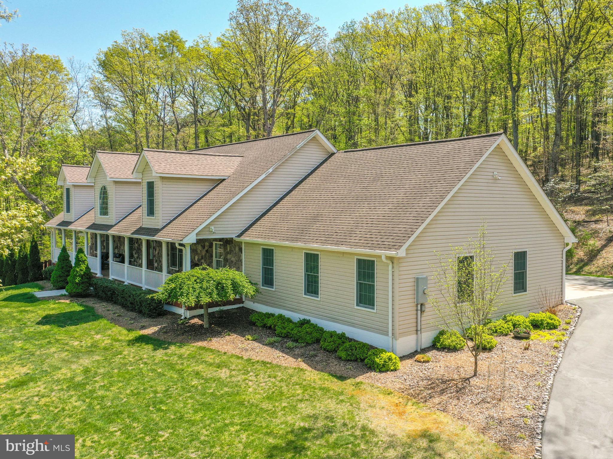 BELLWOOD ESTATES - Residential