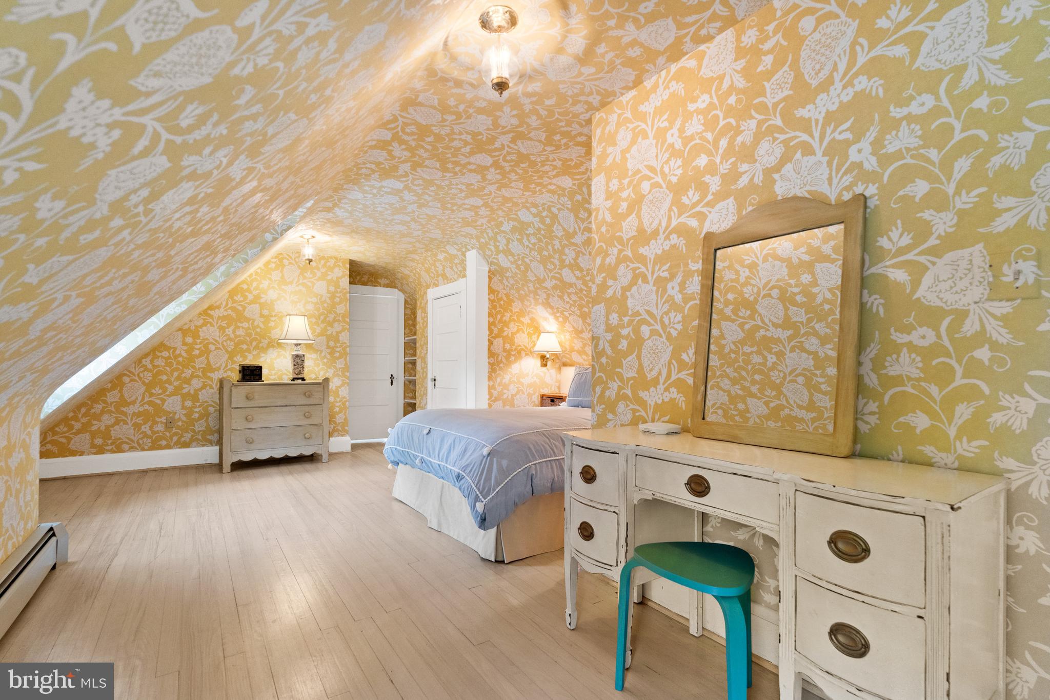 GIBSON ISLAND - Residential