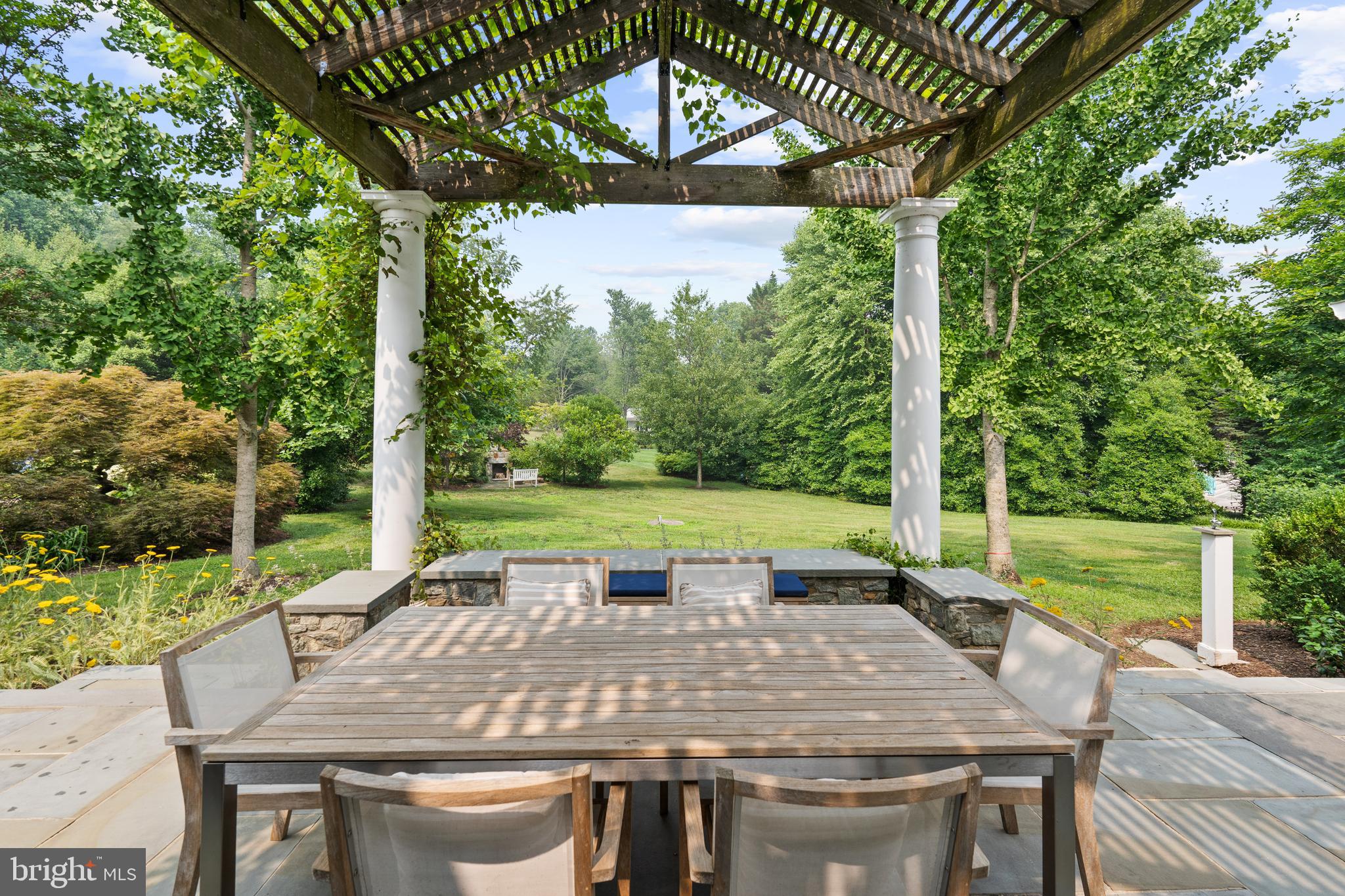 GIBSON ISLAND - Residential