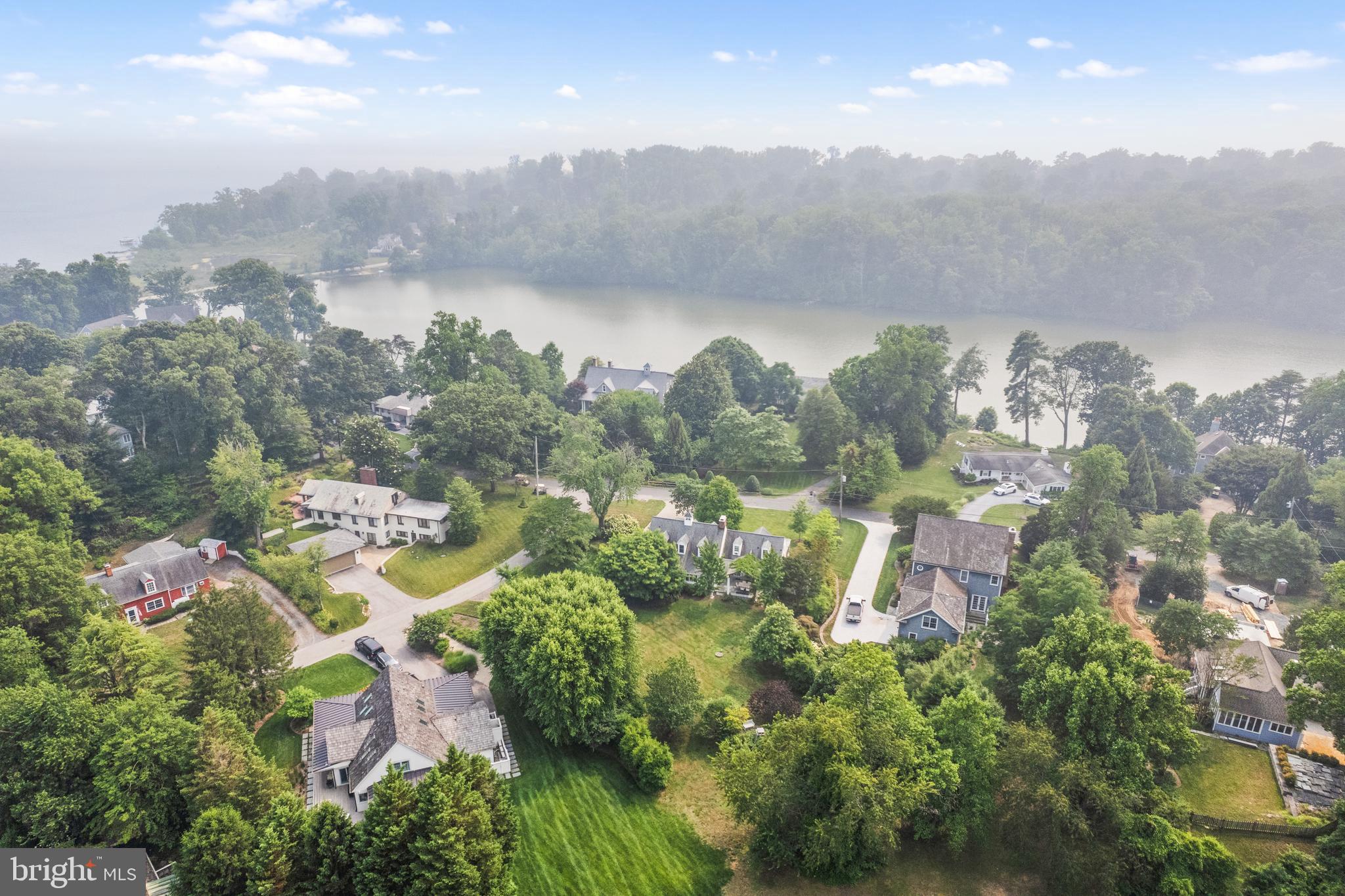 GIBSON ISLAND - Residential