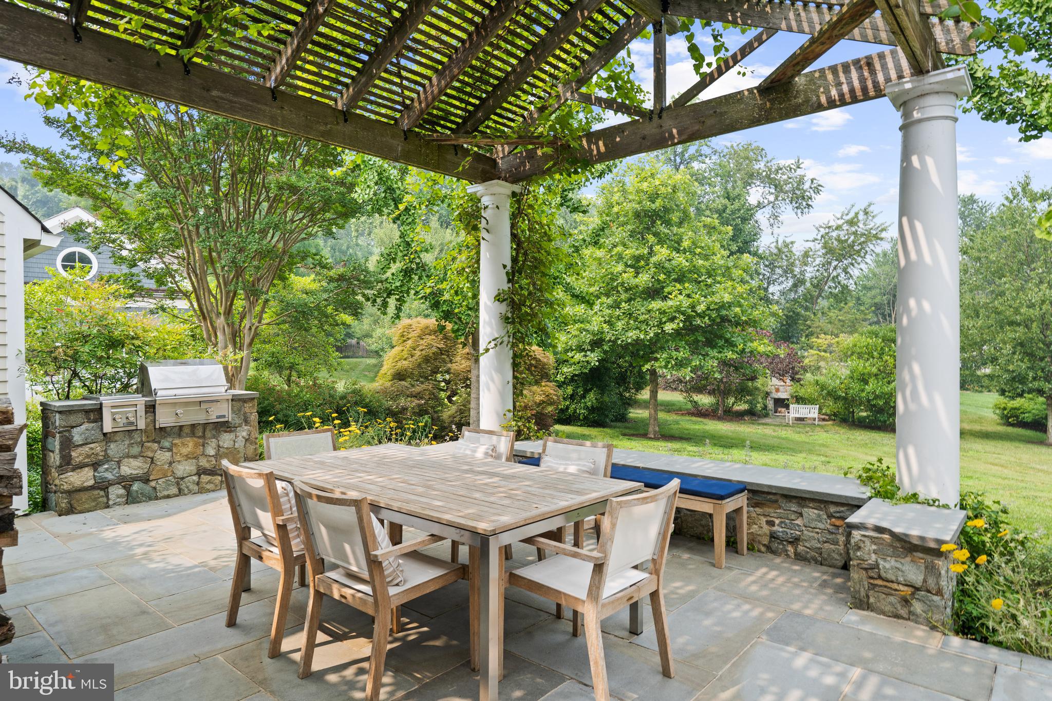 GIBSON ISLAND - Residential