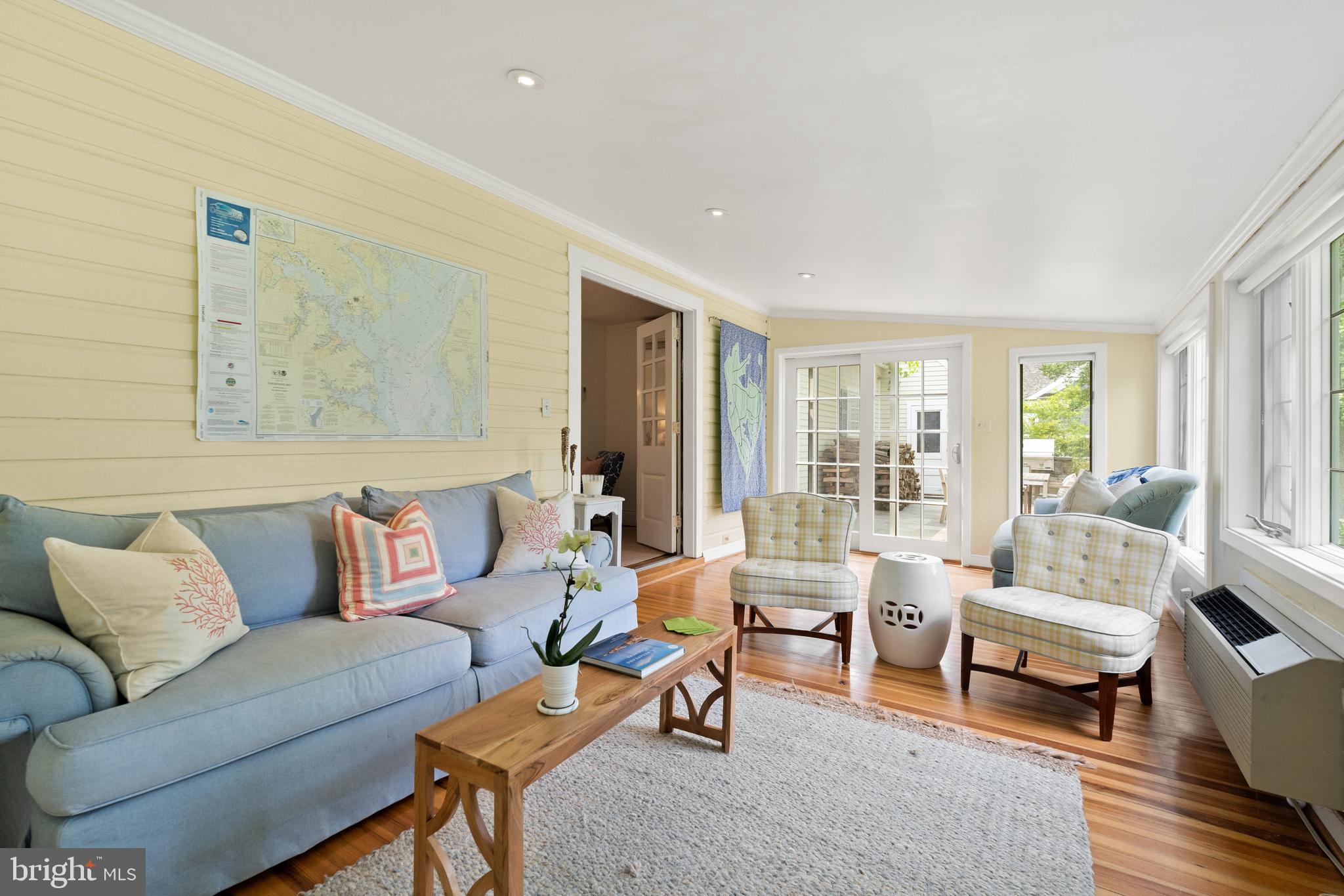 GIBSON ISLAND - Residential